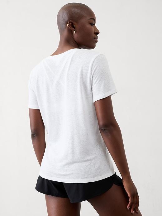 Getaway Linen Blend V-Neck Tee Product Image