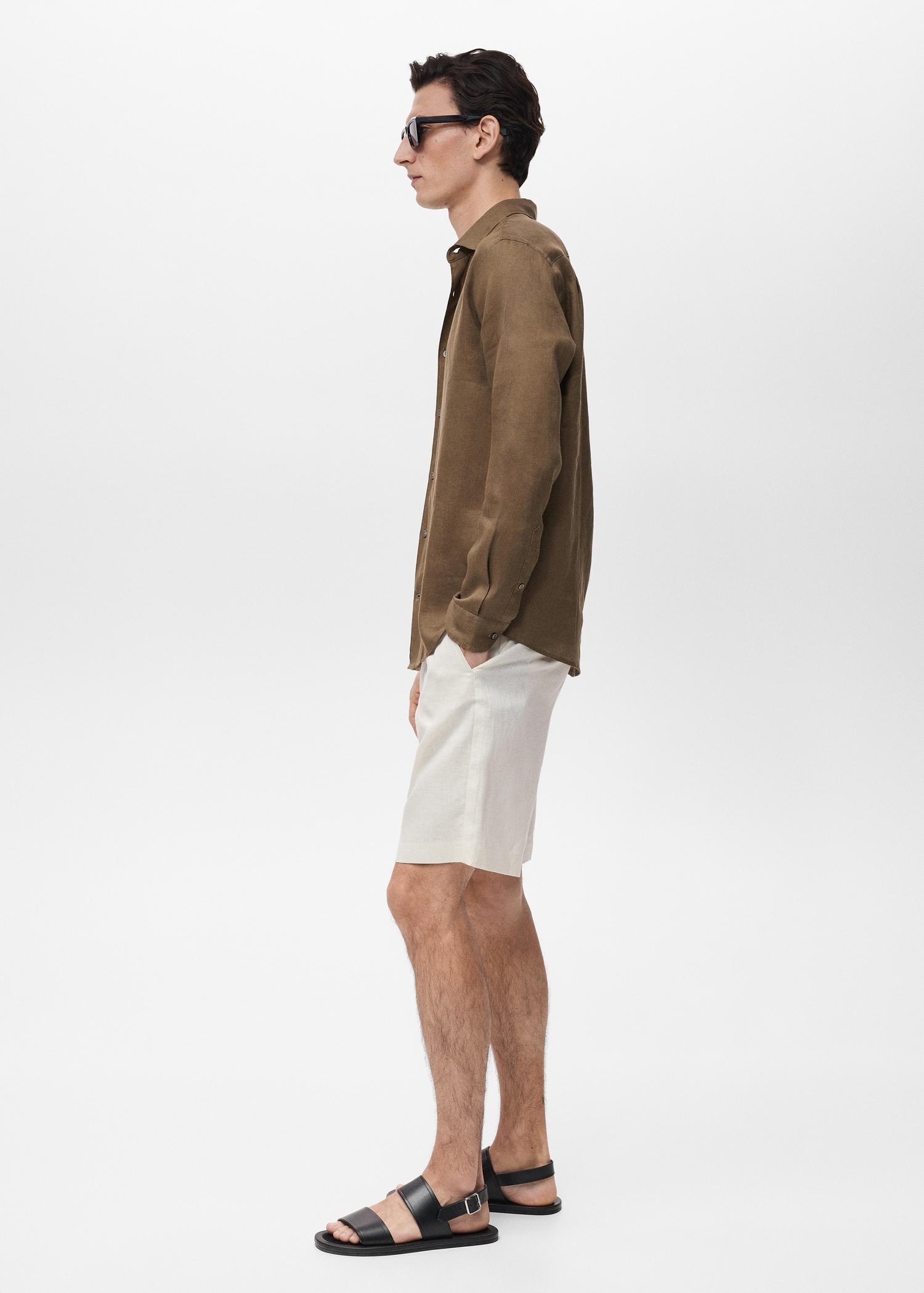 Slim-fit 100% linen bermuda shorts - Men | MANGO USA Product Image