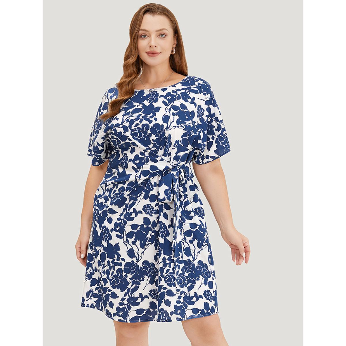 Plus Size Floral Print Batwing Sleeve Pocket Knot Side Dress Blue Women Elegant Knotted Round Neck Half Sleeve Curvy Short Dress BloomChic 14-16/1X Product Image