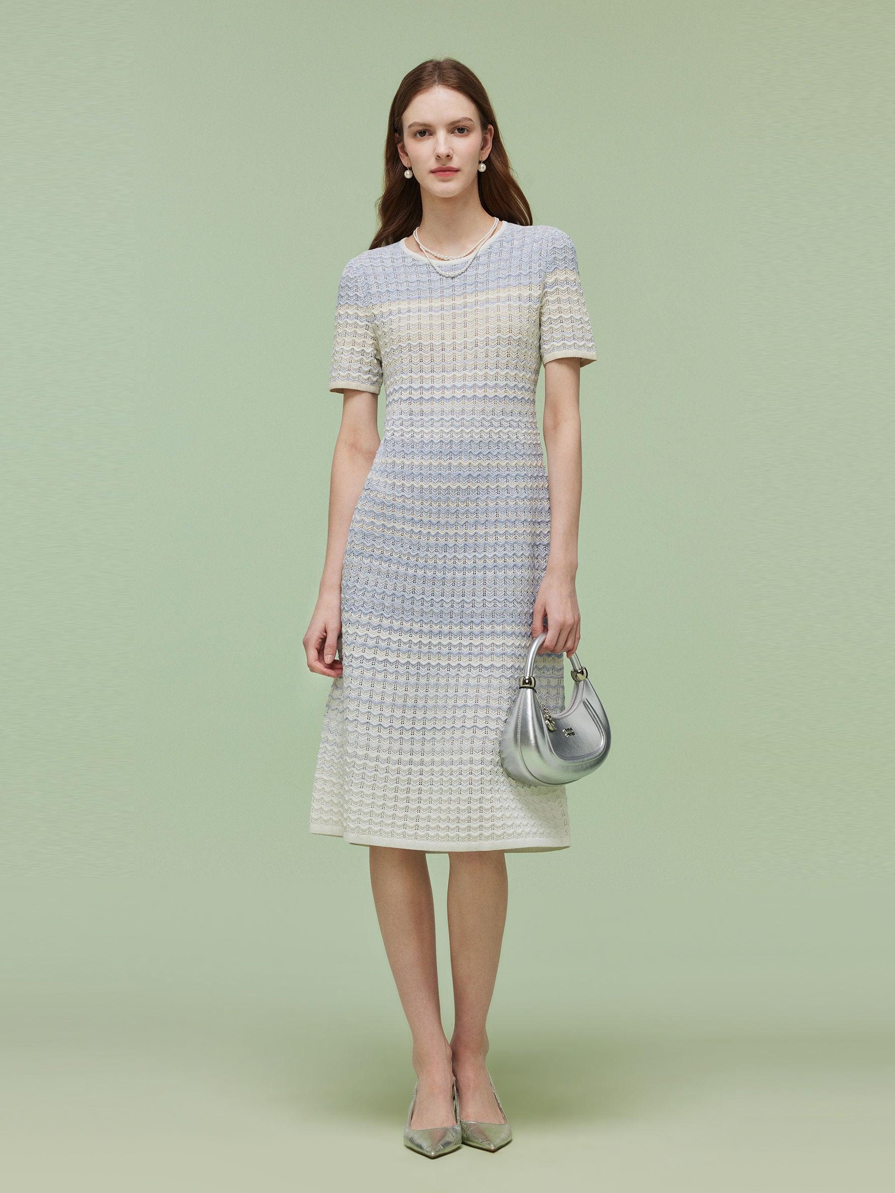 Blue And White Gradient Women Knit Midi Dress Product Image