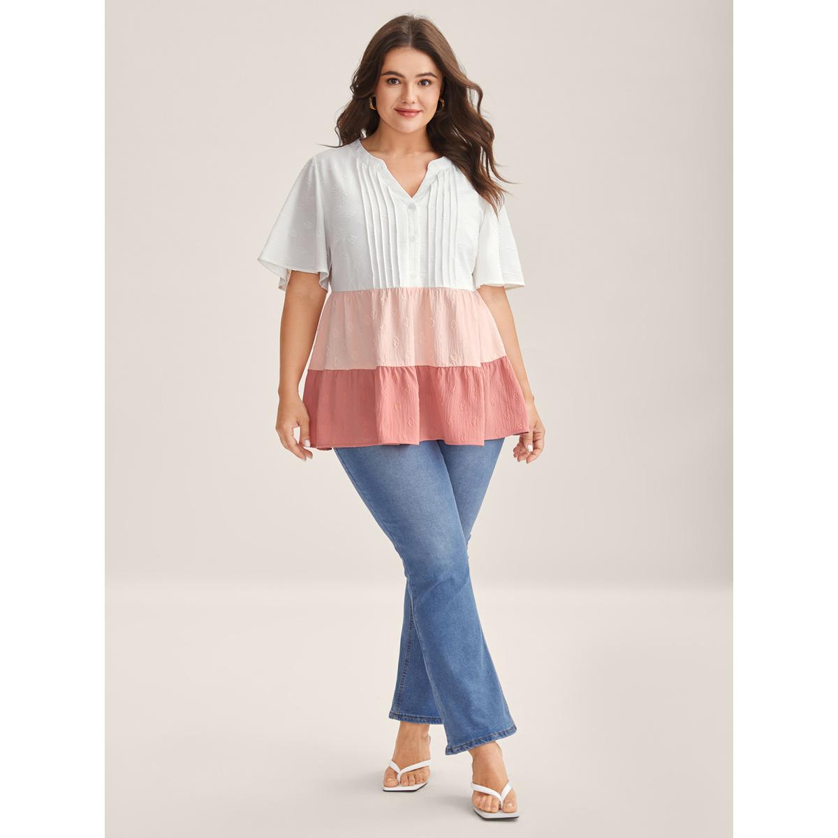 Plus Size WhiteSmoke Toothpick Pleat Color Contrast Blouse Women Short sleeve Flat collar with V-notch Everyday-Elegant Blouses BloomChic 18-20/2X Product Image