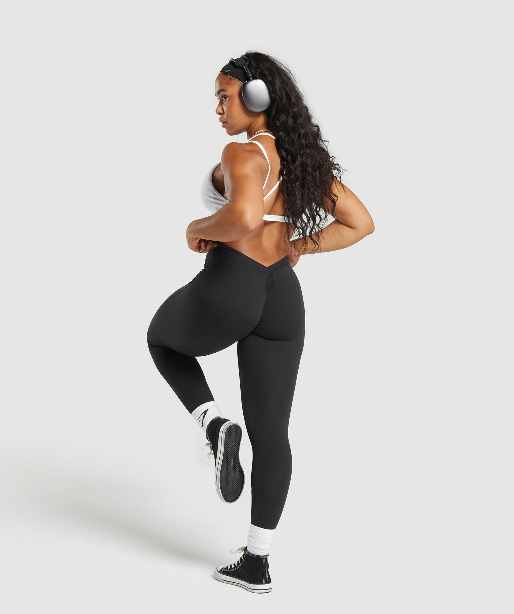 Lifting Dipped Waistband Leggings Product Image