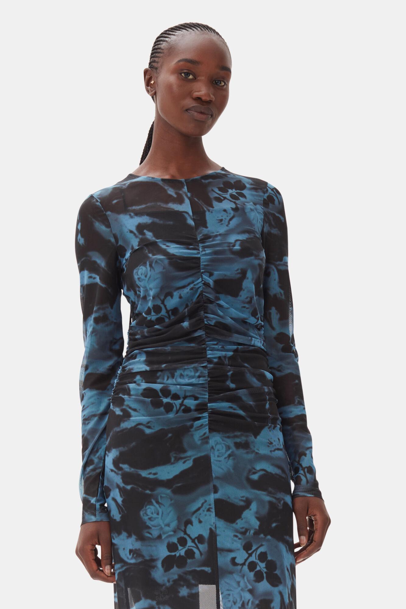 Blue Printed Mesh O-neck Ruched Long Dress Product Image