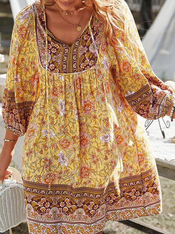 A-Line Loose Contrast Color Flower Print Pleated V-Neck Mini Dresses Product Image