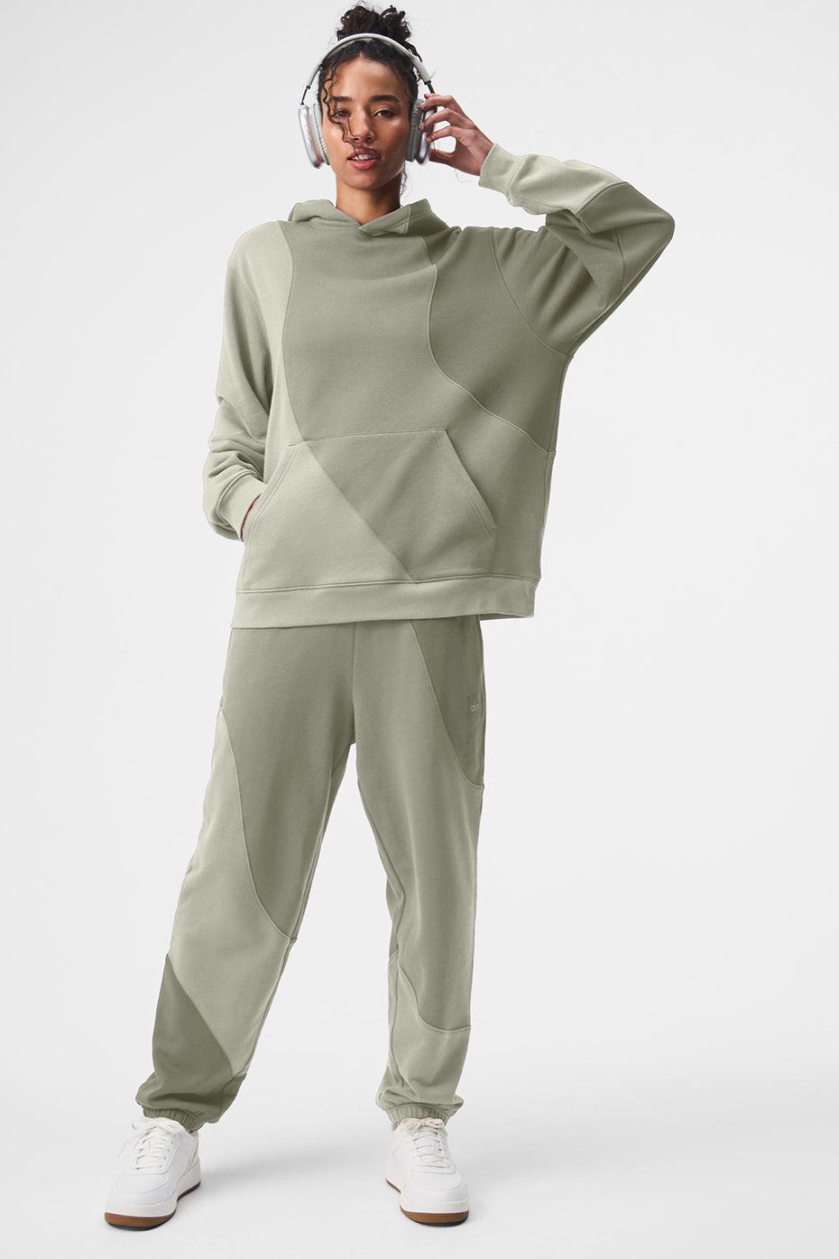 ALO | Make Waves Hoodie Green, Size: 3XL WOMEN/2XL MEN Product Image