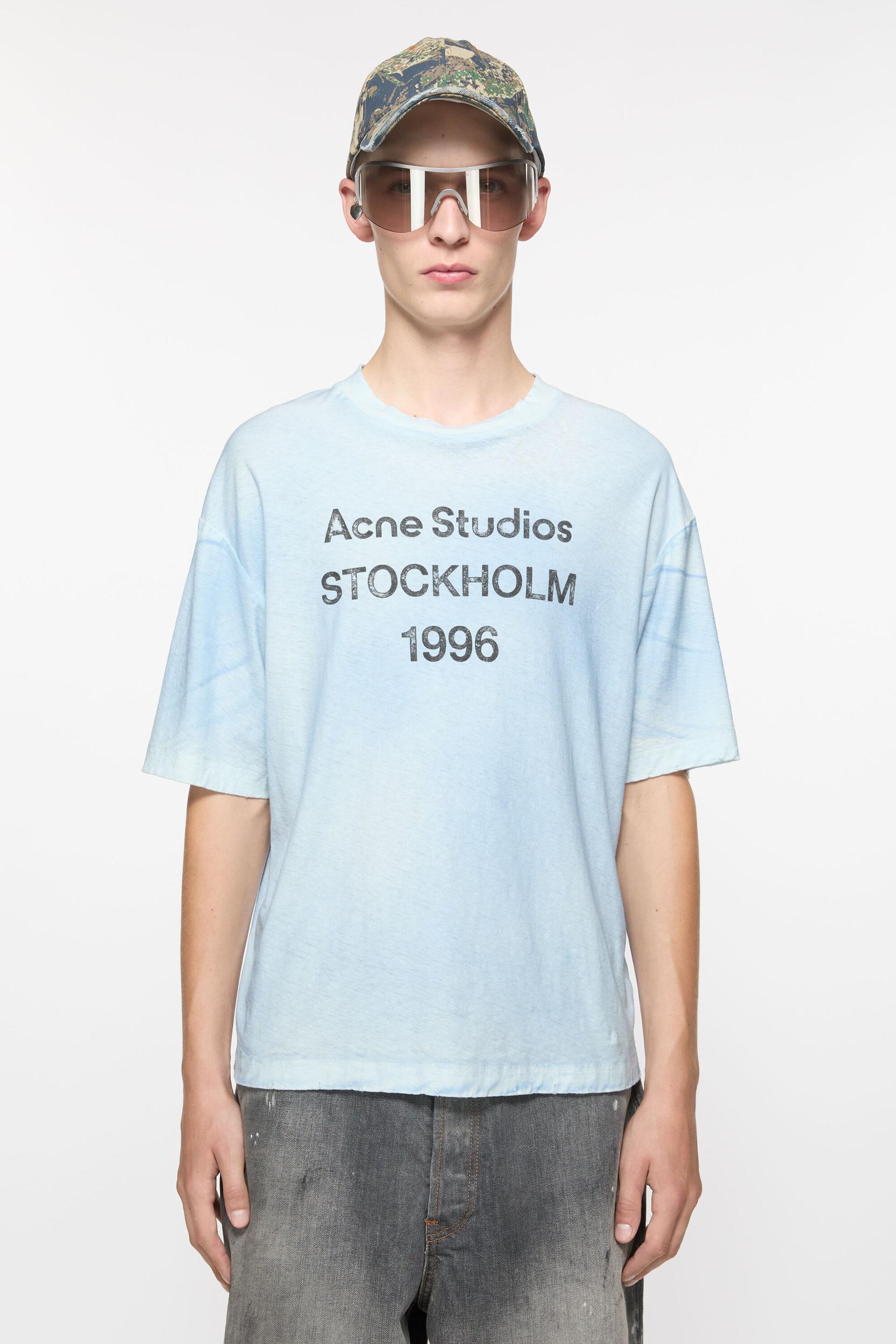 Logo t-shirt - Relaxed fit Product Image