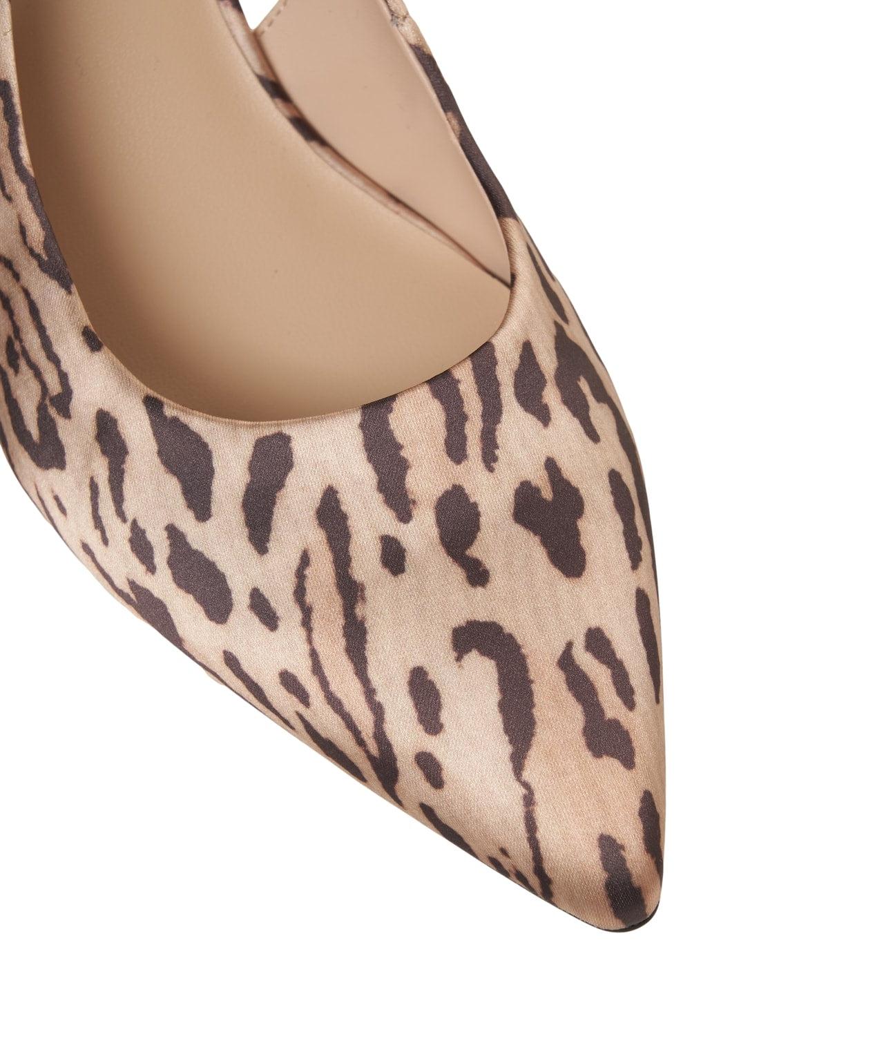 Animal print slingbacks Product Image