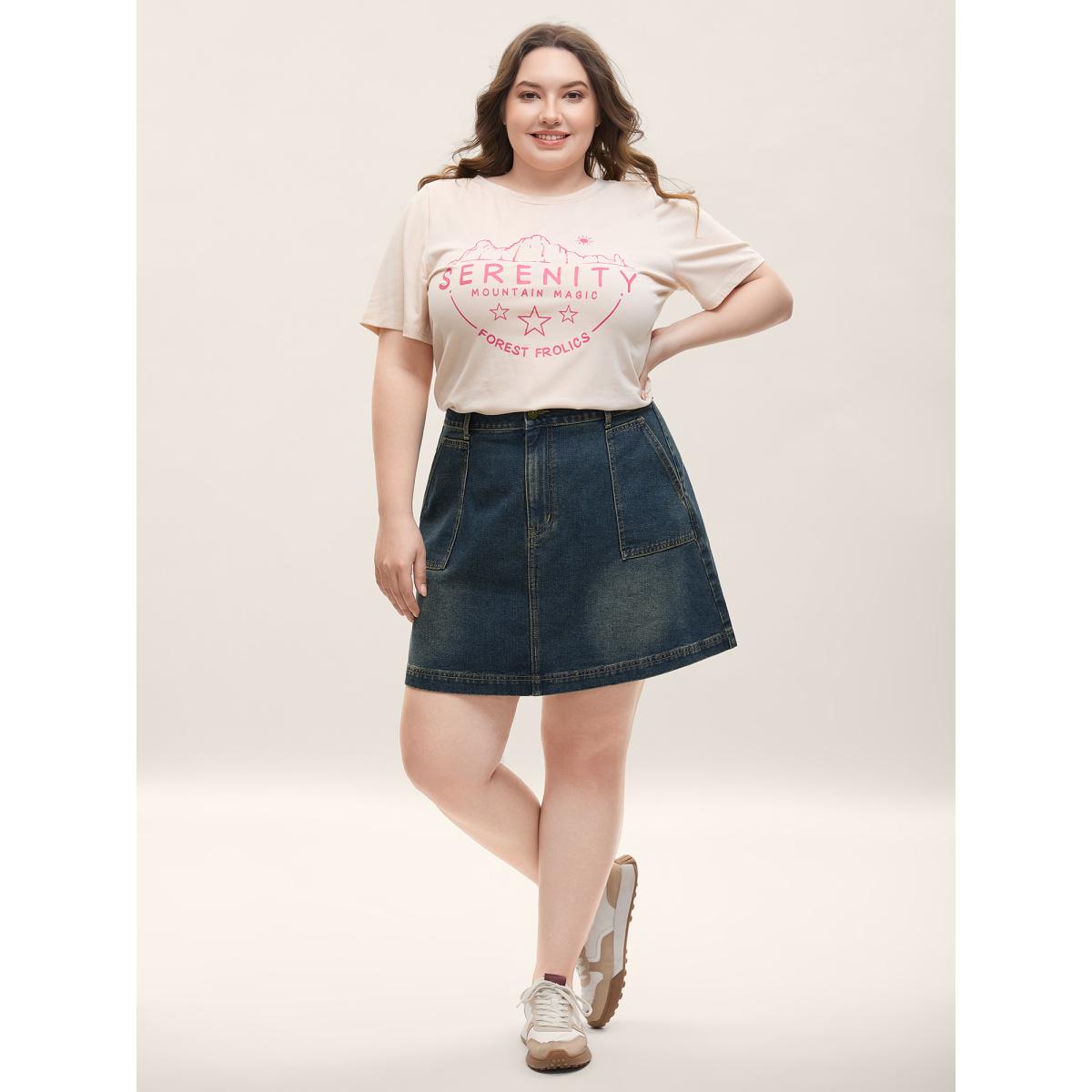 Plus Size A-Line Seamed Denim Skirt Women Bluevintage Everyday-Casual No stretch Medium Wash 16/1X Slanted pocket Denim Skirts BloomChic Product Image