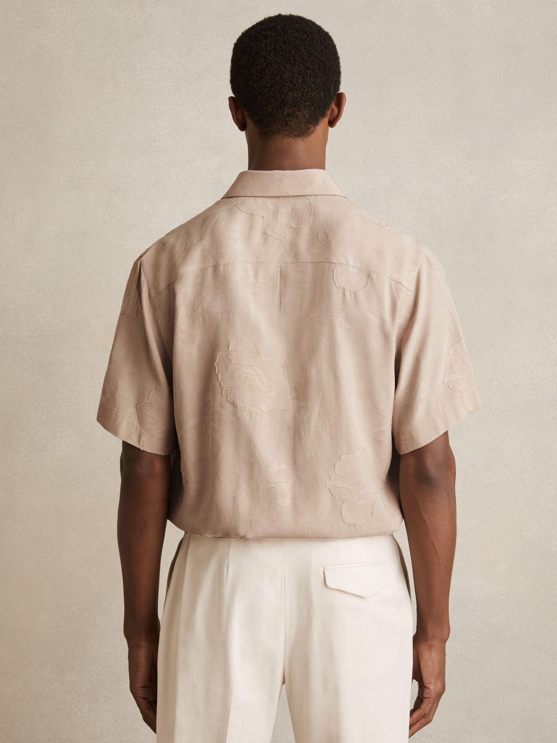 Floral-Jacquard Short-Sleeve Shirt in Oatmeal Product Image