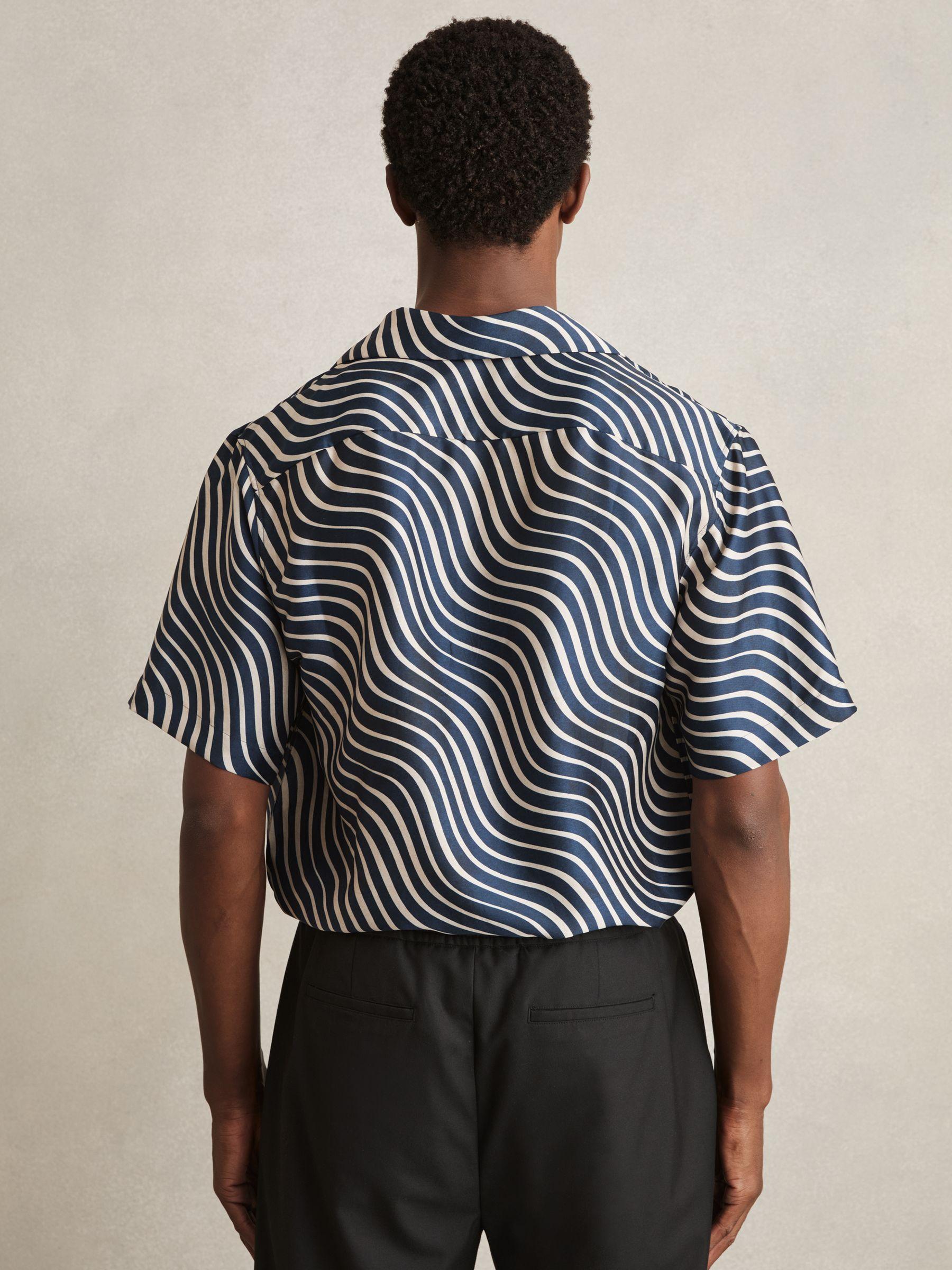 Wave-Print Cuban-Collar Shirt in Navy/ Off White Product Image