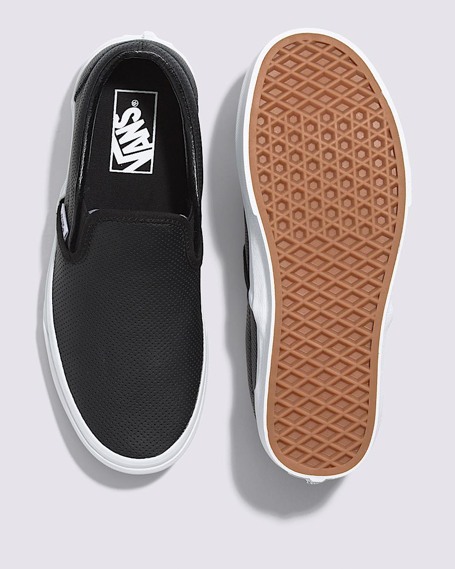 Classic Slip-On Shoe in Black| Vans US Product Image