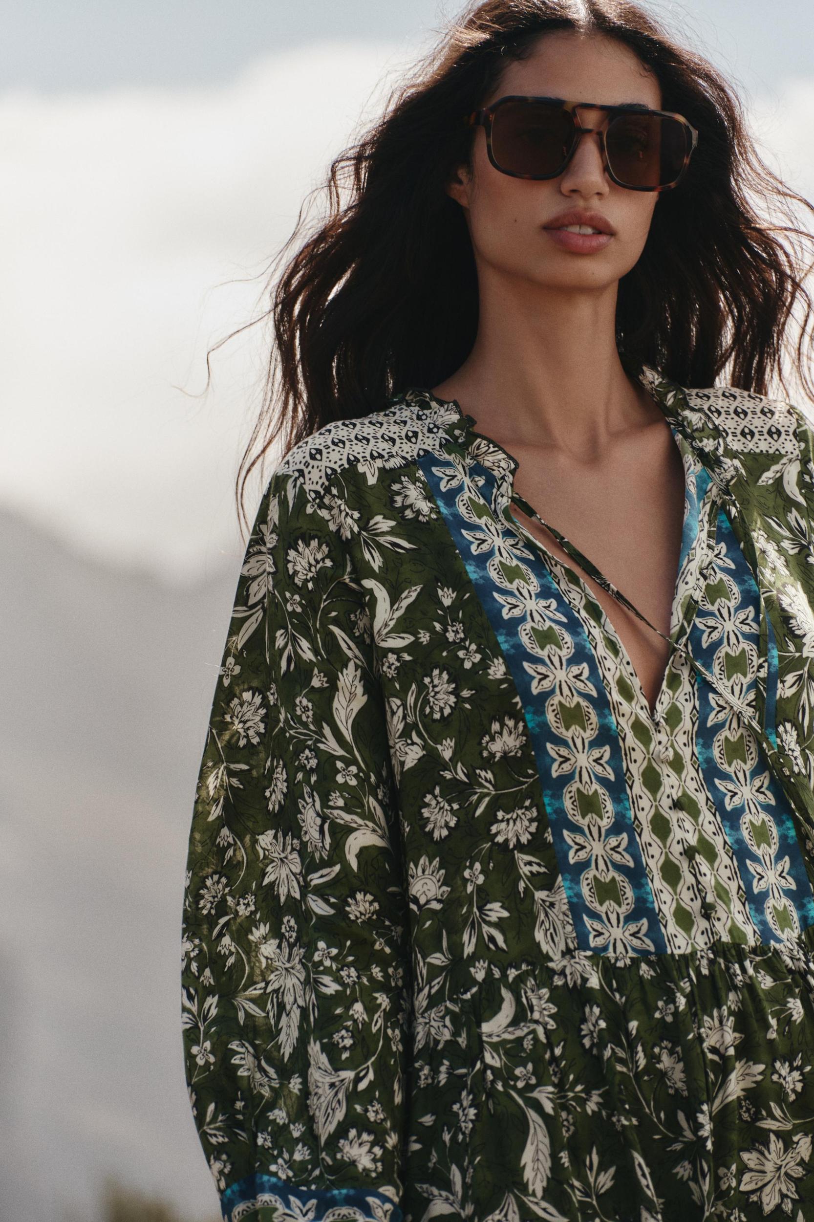 PRINTED MIDI DRESS Product Image