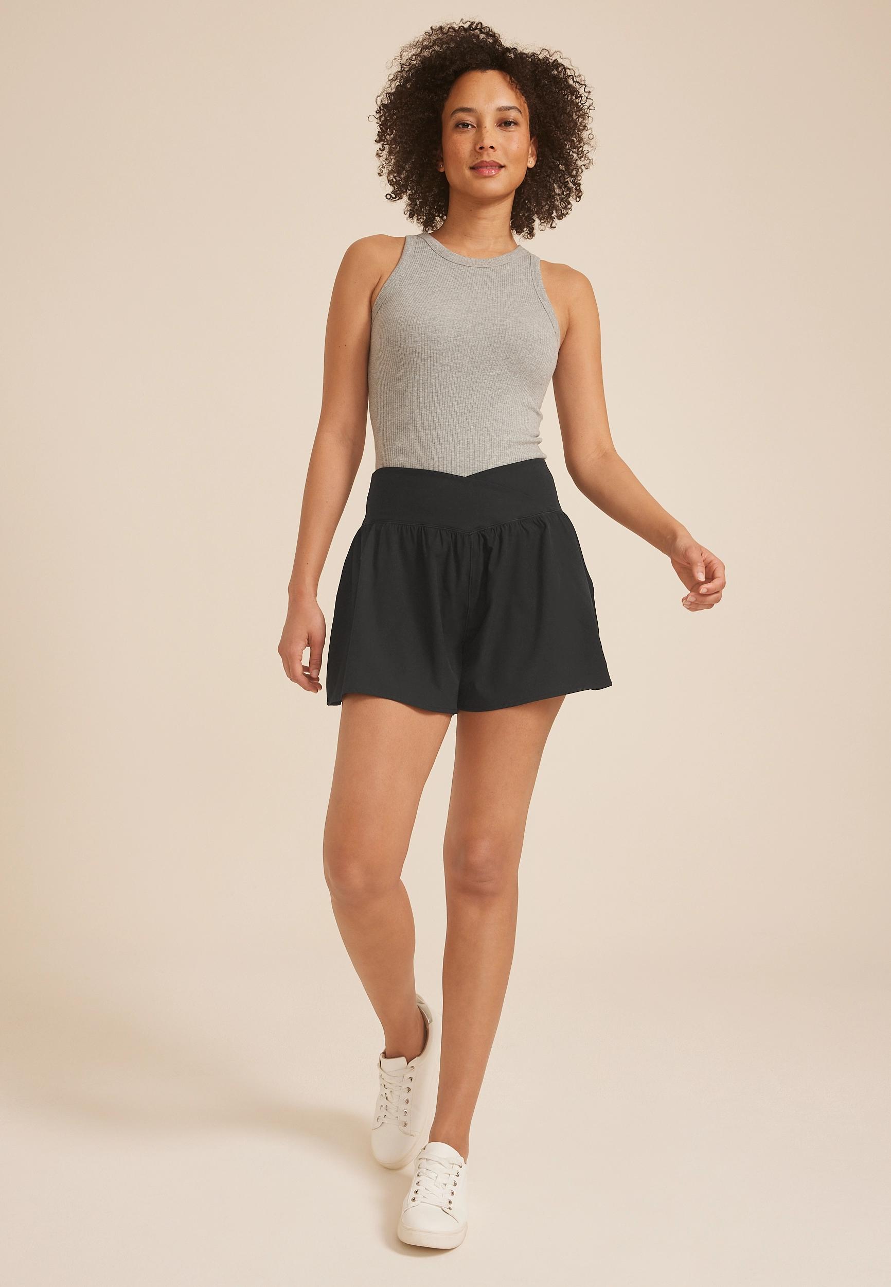 High Rise Crossover 4in Short Product Image