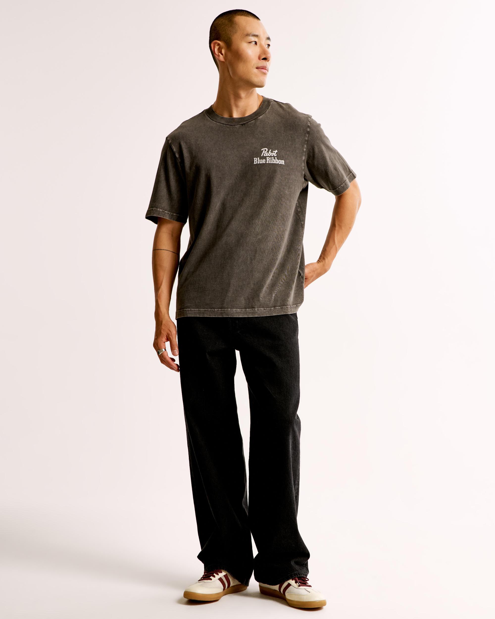 Pabst Blue Ribbon Vintage-Inspired Graphic Tee Product Image