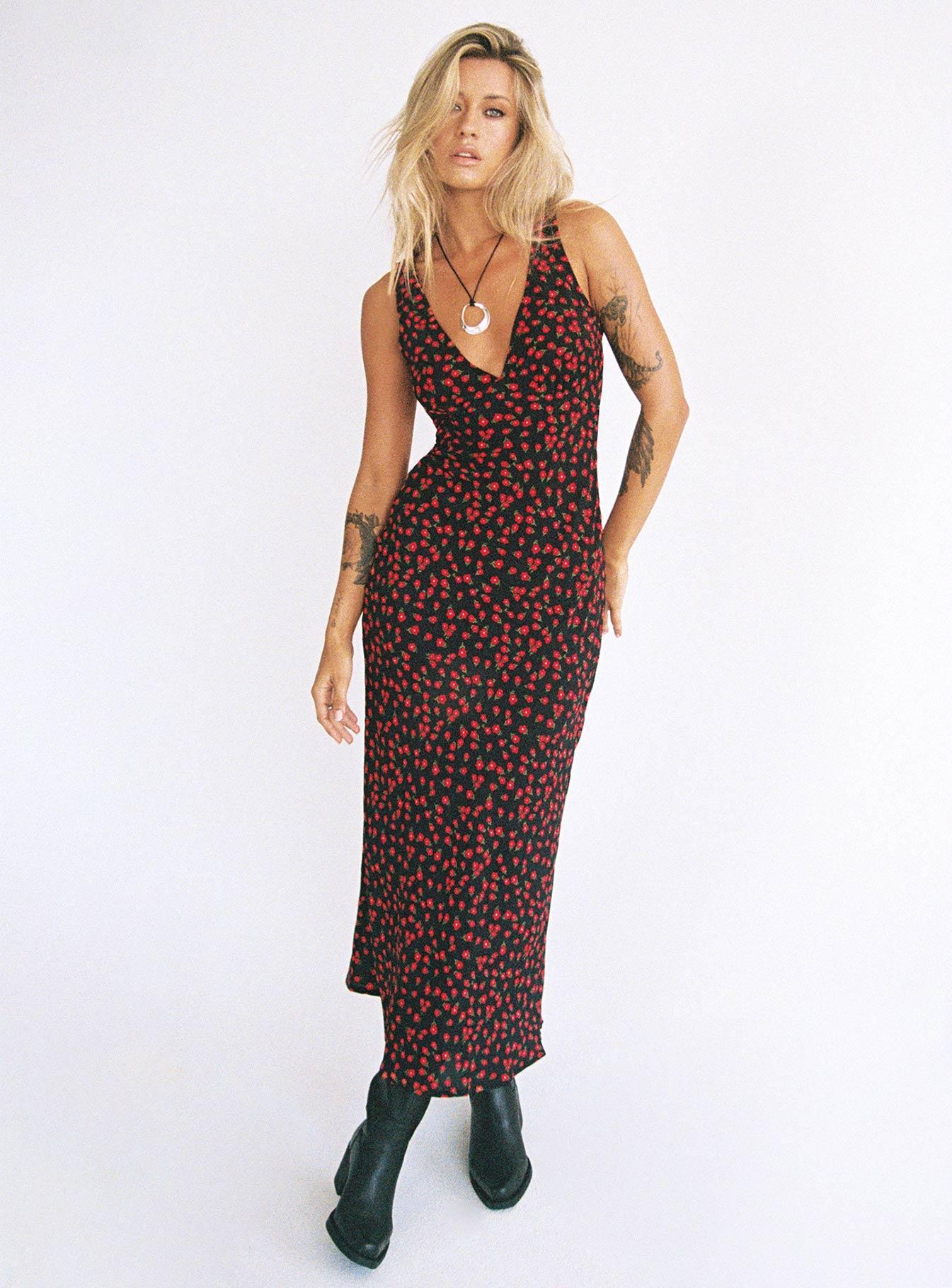 Nellie Maxi Dress Black/Red Floral Product Image