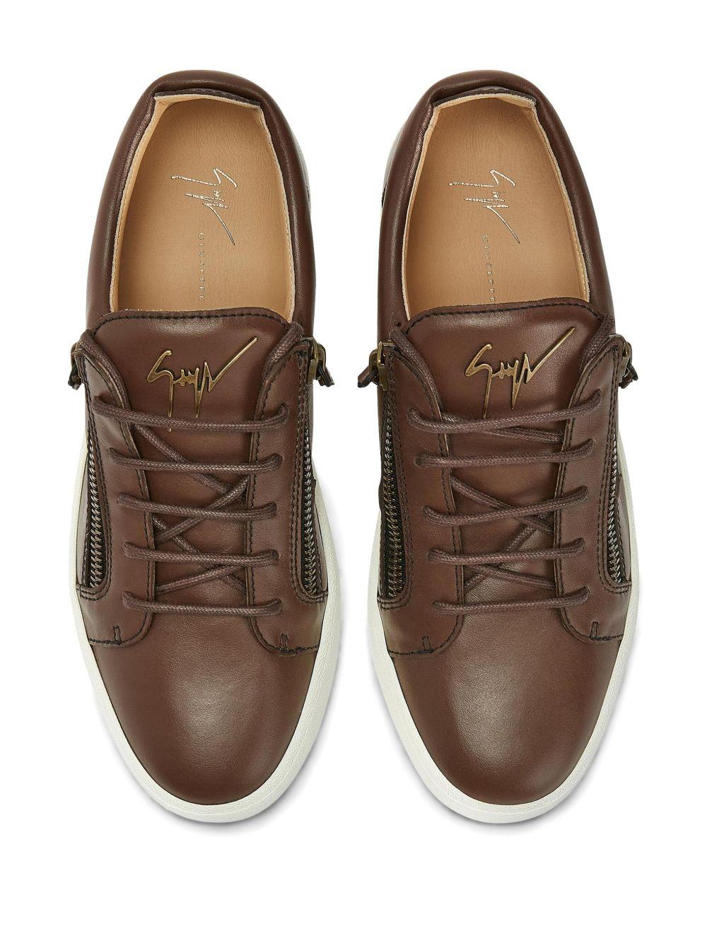 Frankie trainers Product Image