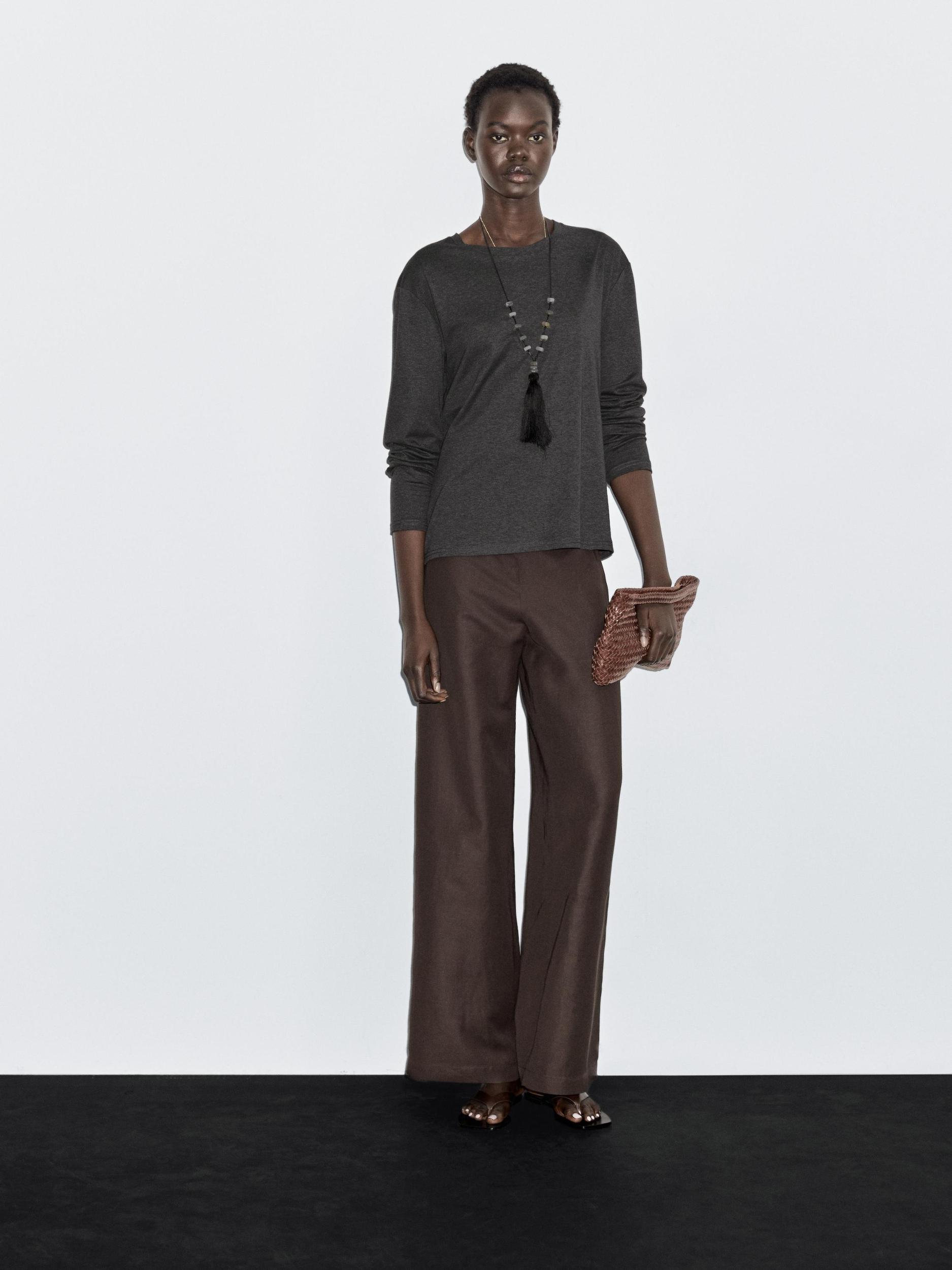 100% cotton long sleeve T-shirt Product Image