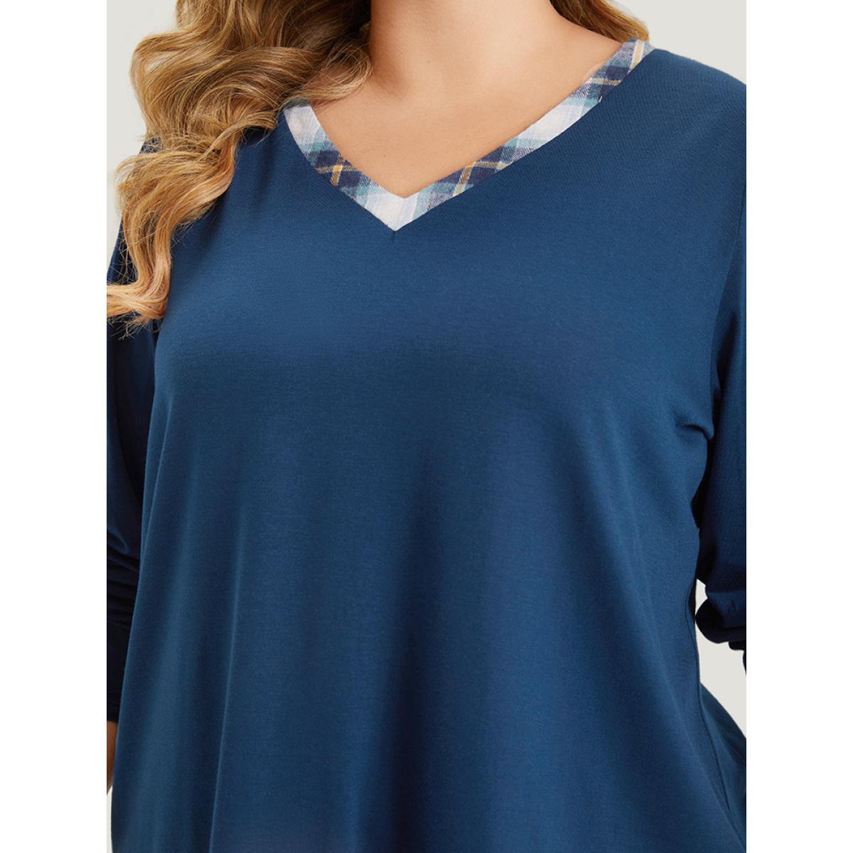 Plus Size Plaid Patchwork V Neck Split Side T-shirt Indigo Women Casual Patchwork Gingham V-neck Dailywear T-shirts BloomChic 26/4X Product Image