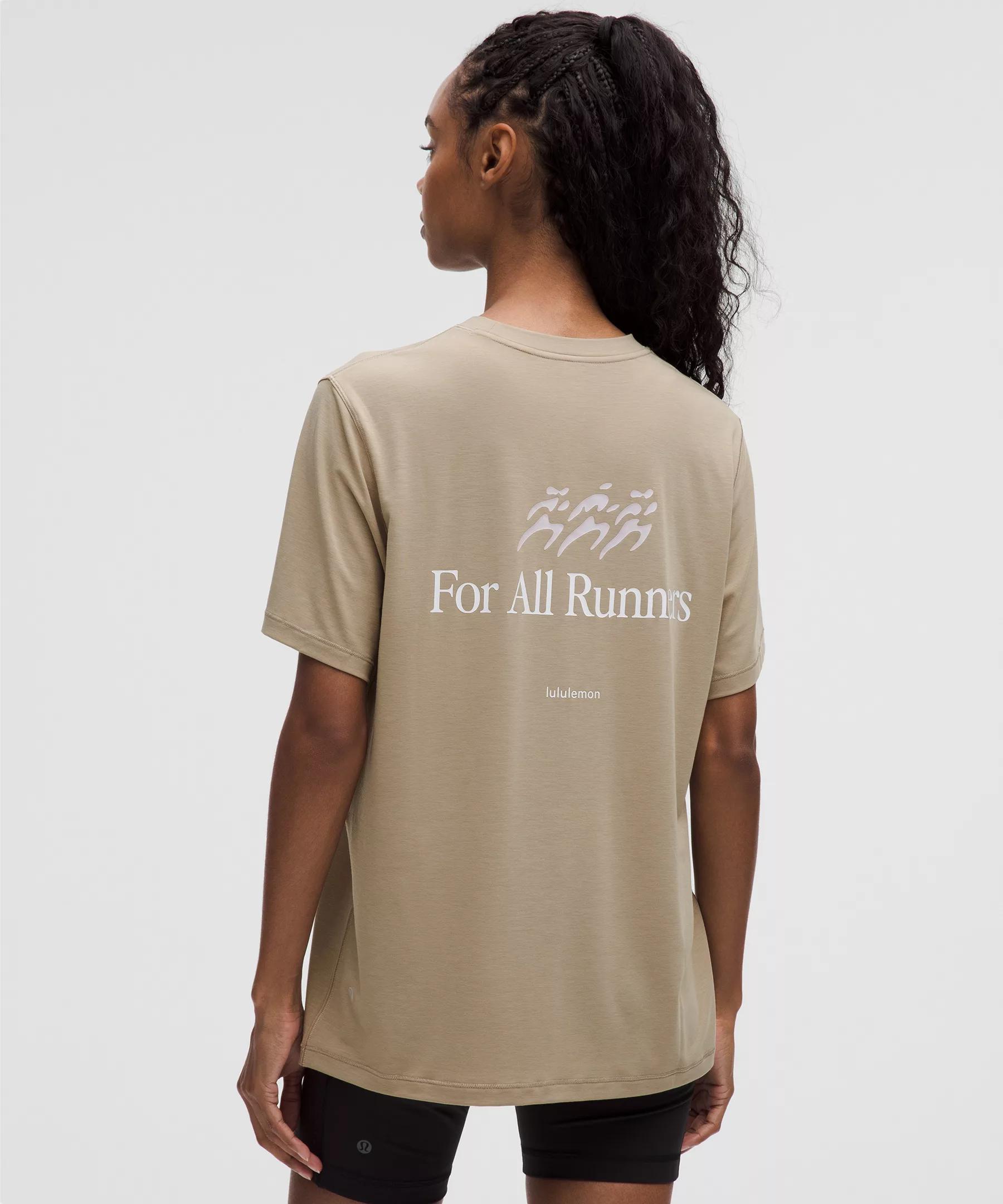 Jersey Training Short-Sleeve Shirt *Run Graphic Product Image