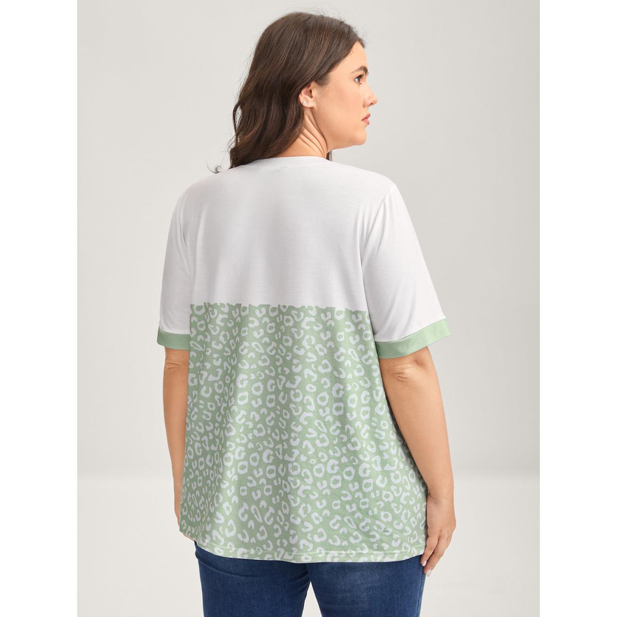 Plus Size Leopard Print Color Contrast T-Shirt Greenbean Women Leisure Contrast Round Neck Casual T-shirts BloomChic 18-20/2X Product Image
