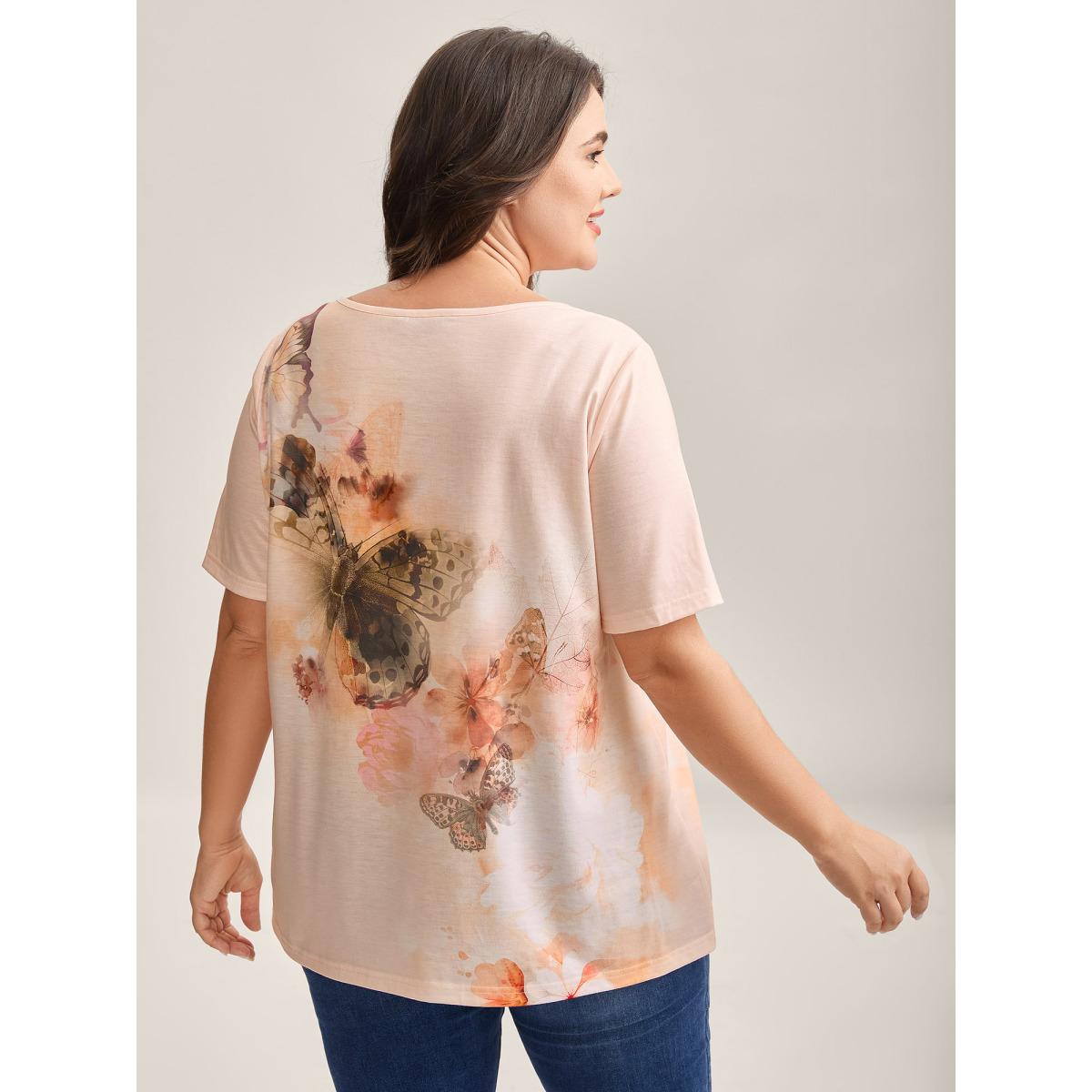 Plus Size Stretchy Butterfly Print V Neck T-Shirt Crepe Women Leisure Non Butterfly V-neck Casual T-shirts BloomChic 26/4X Product Image