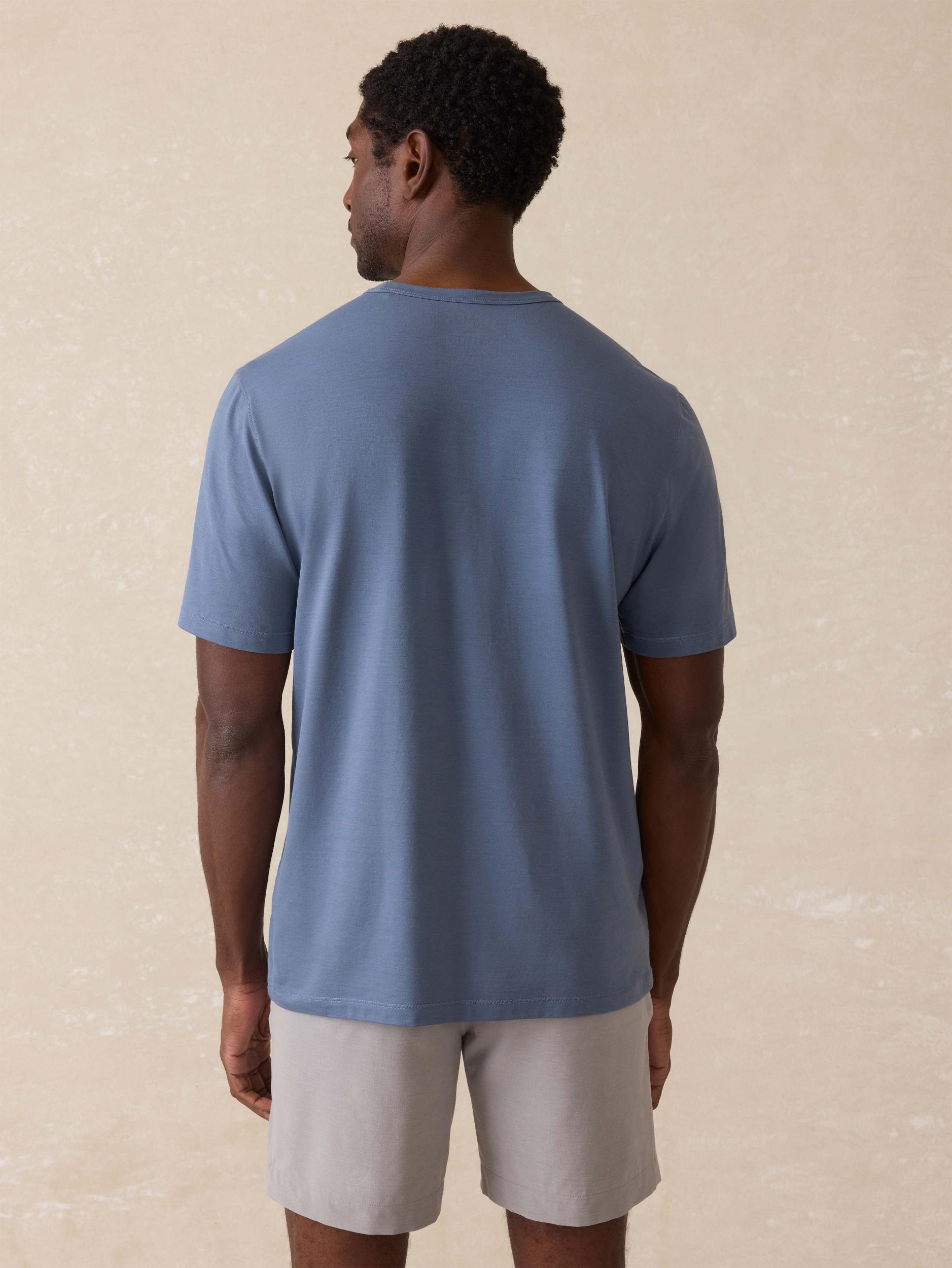Short-Sleeve Shorelite UPF Tee - Breaker Blue Male Product Image