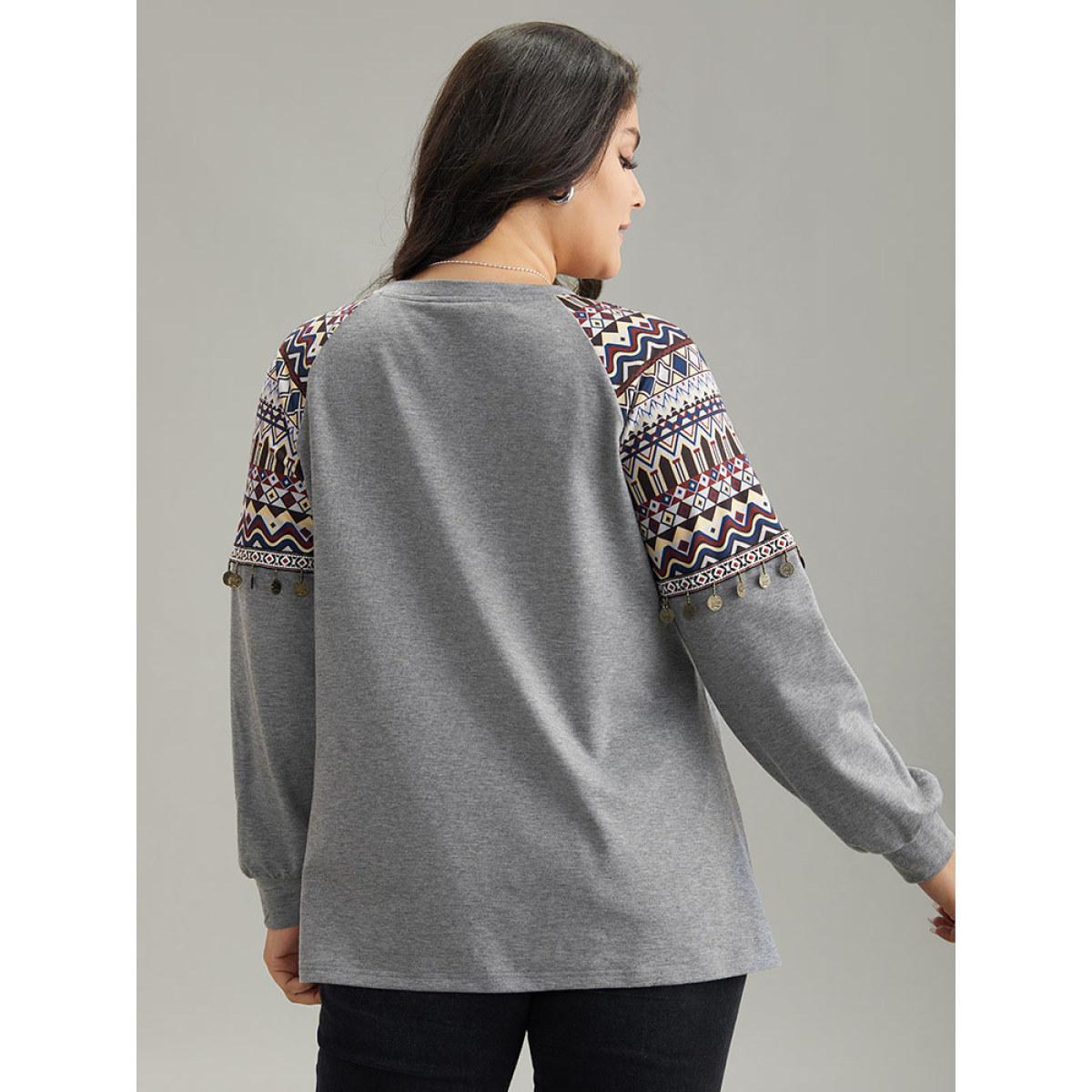 Plus Size Bandana Print Raglan Sleeve Crew Neck Sweatshirt Women Gray Casual Elastic cuffs Round Neck Dailywear Sweatshirts BloomChic 14-16/1X Product Image