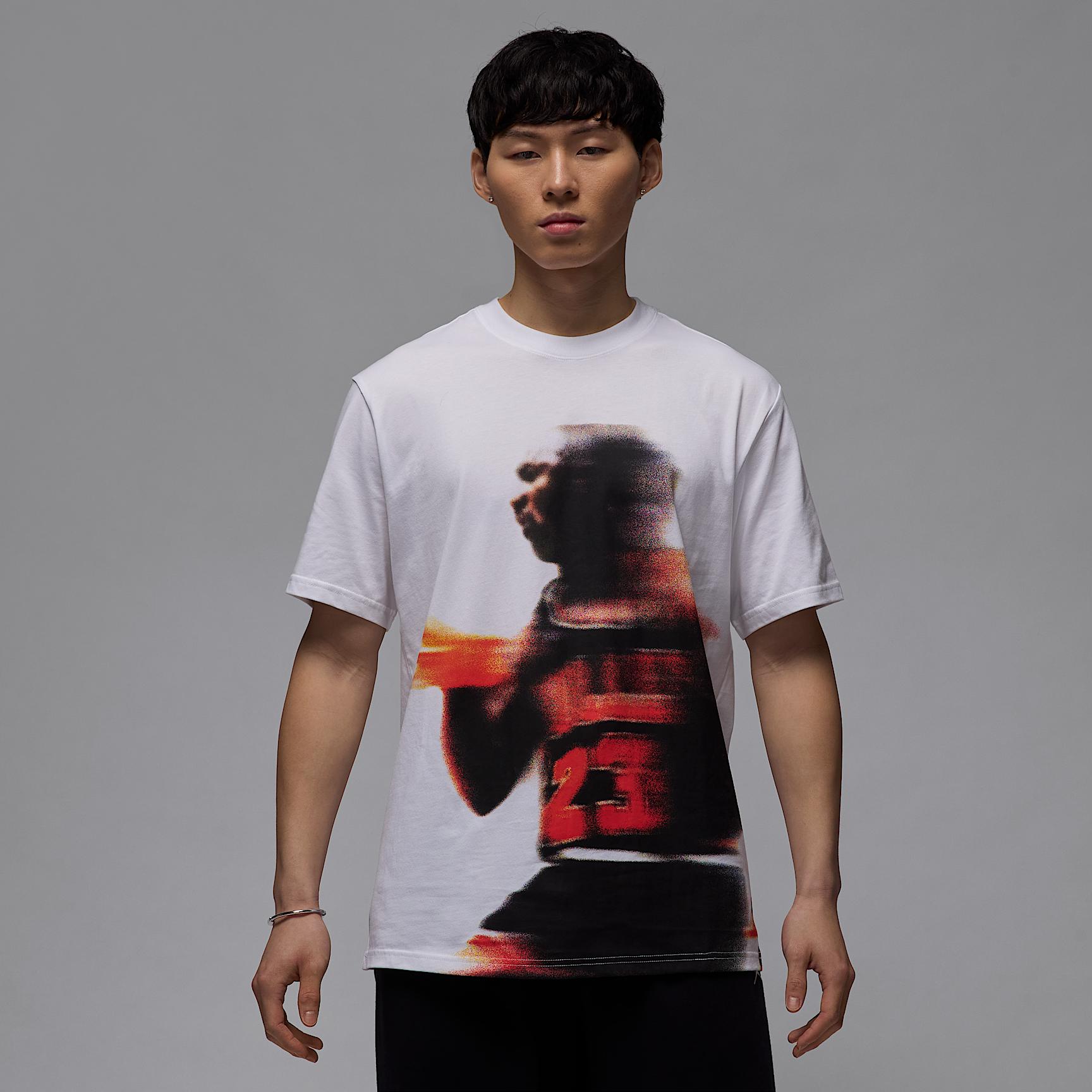 Mens Jordan Sport Dri-FIT Graphic T-Shirt | HQ8966-100 Product Image