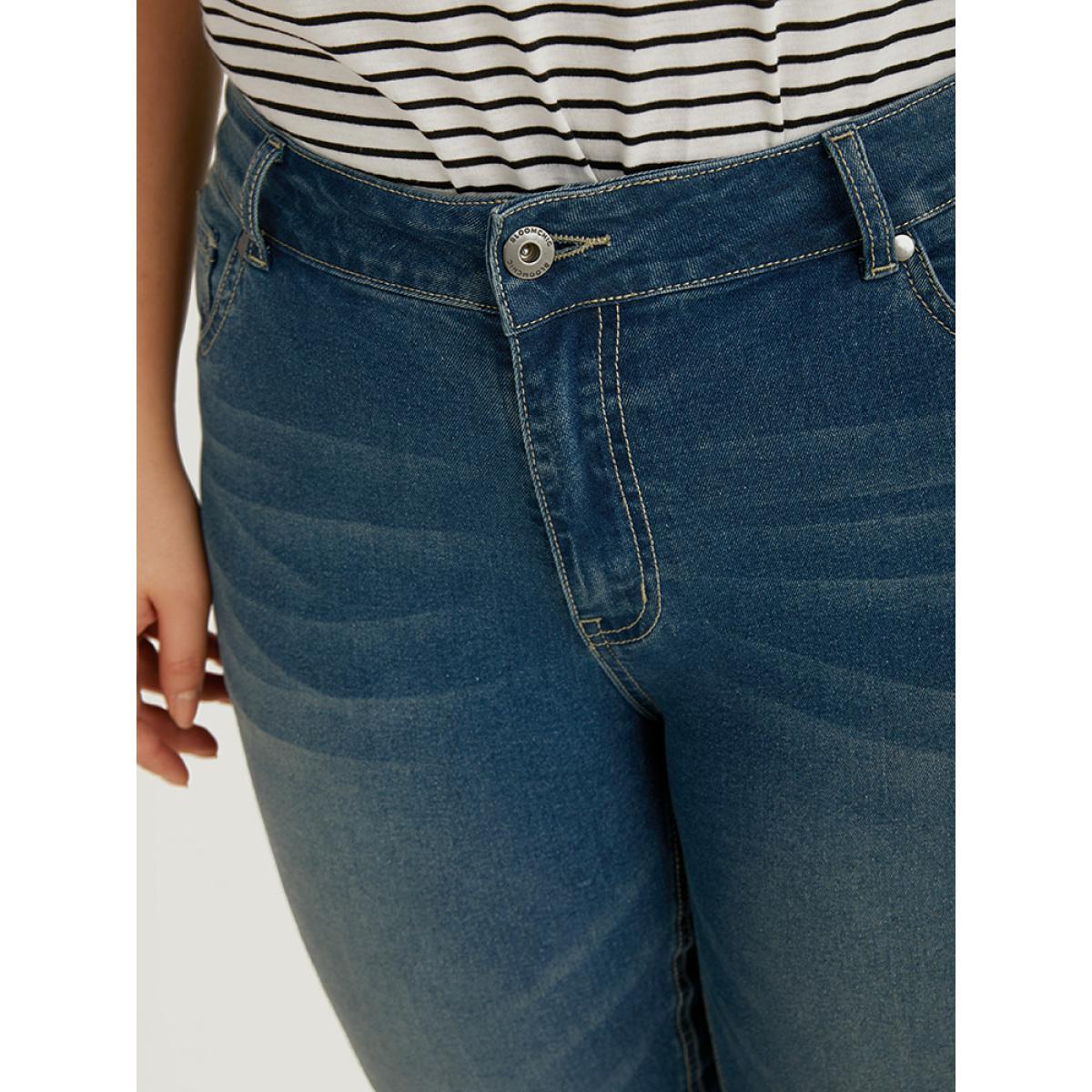 Plus Size Zipper Fly Skinny Medium Wash Jeans Women Cerulean Casual Plain Plain High stretch Pocket Jeans BloomChic 14/1X Product Image