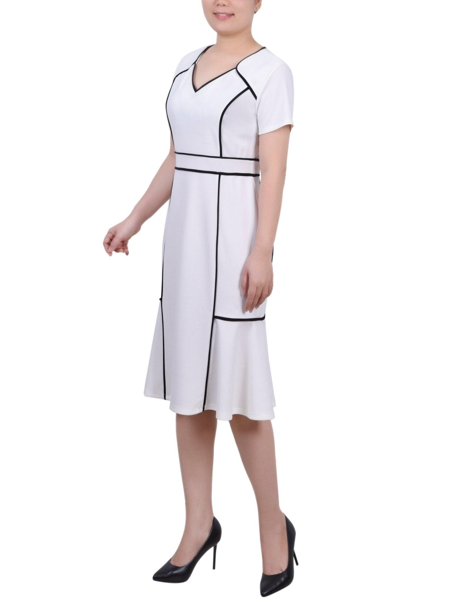 White Black Short Sleeve Piped Detail Dress Product Image