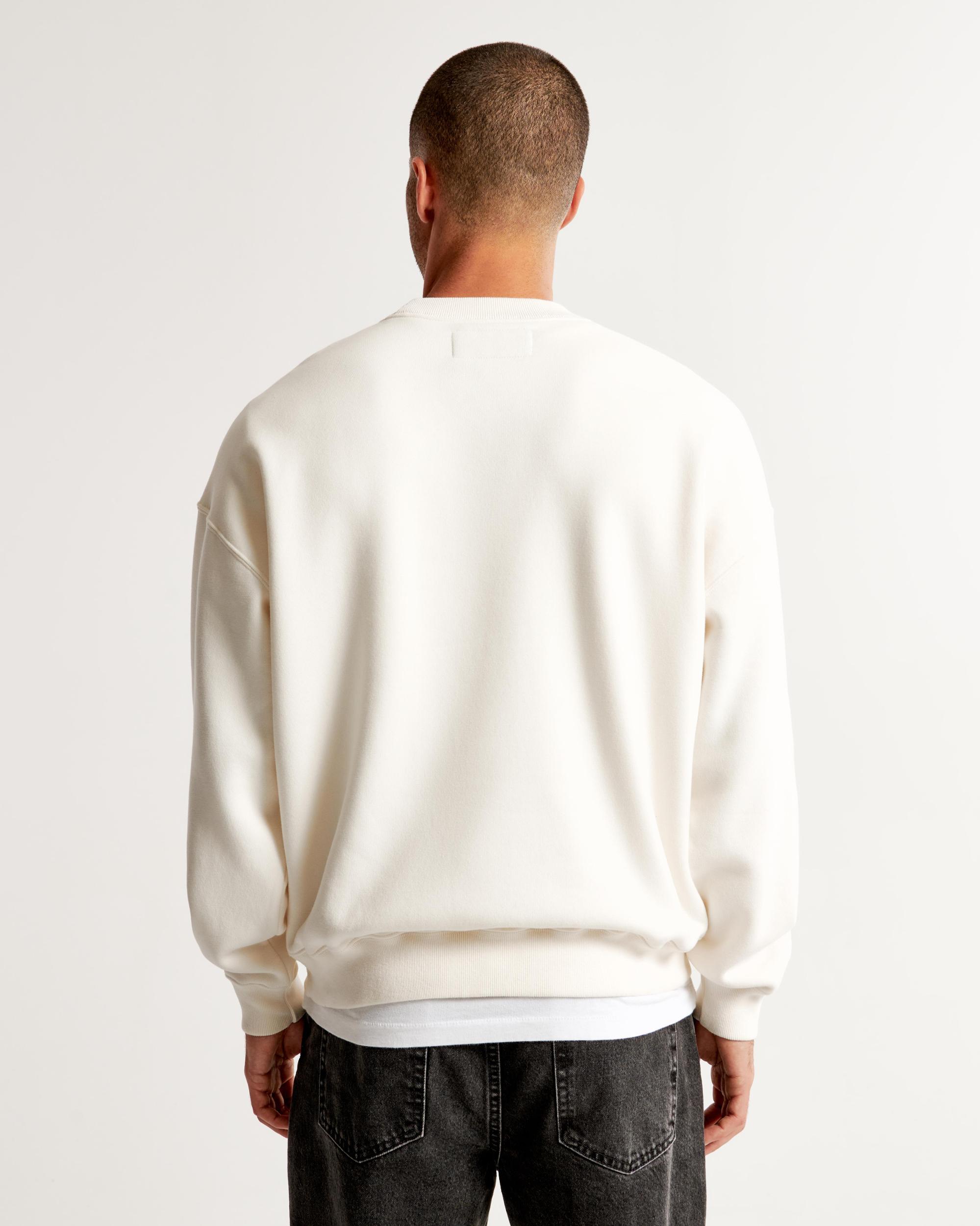 New England Patriots Graphic Crew Sweatshirt Product Image