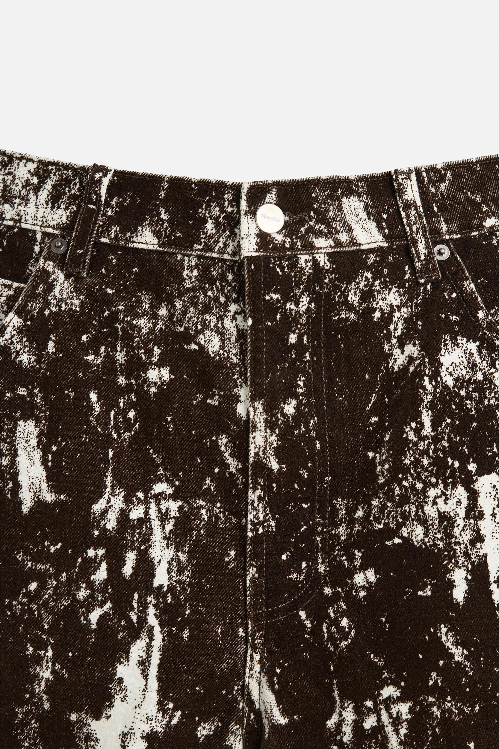 ANIMAL PRINT DENIM SHORTS Product Image