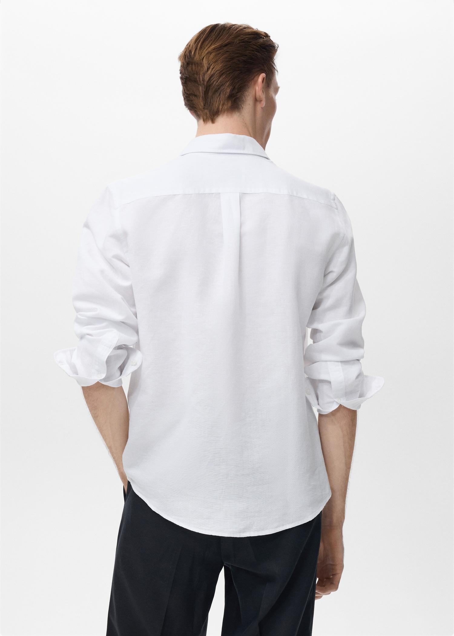 Pocket linen shirt - Men | MANGO USA Product Image