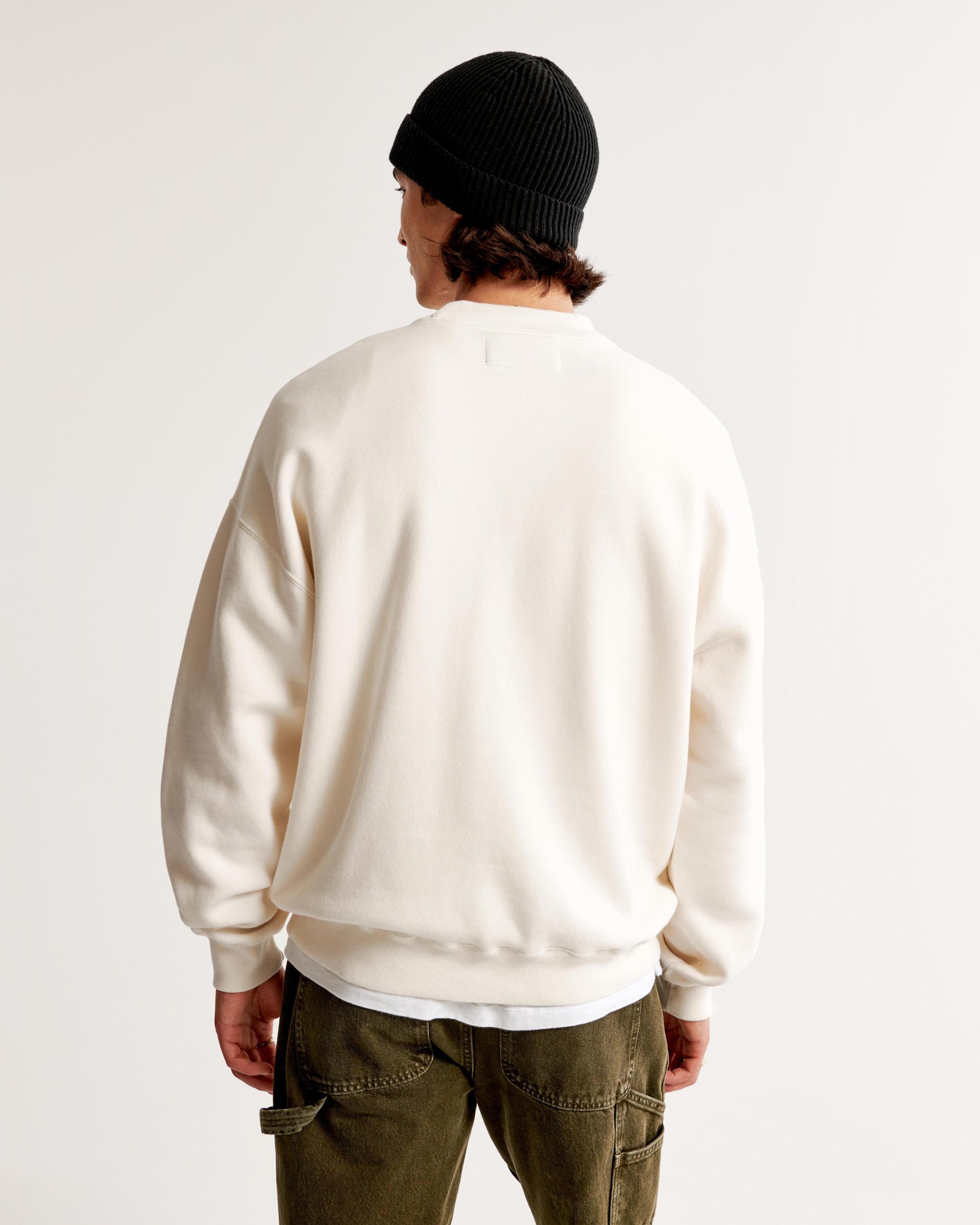 New England Patriots Graphic Crew Sweatshirt Product Image