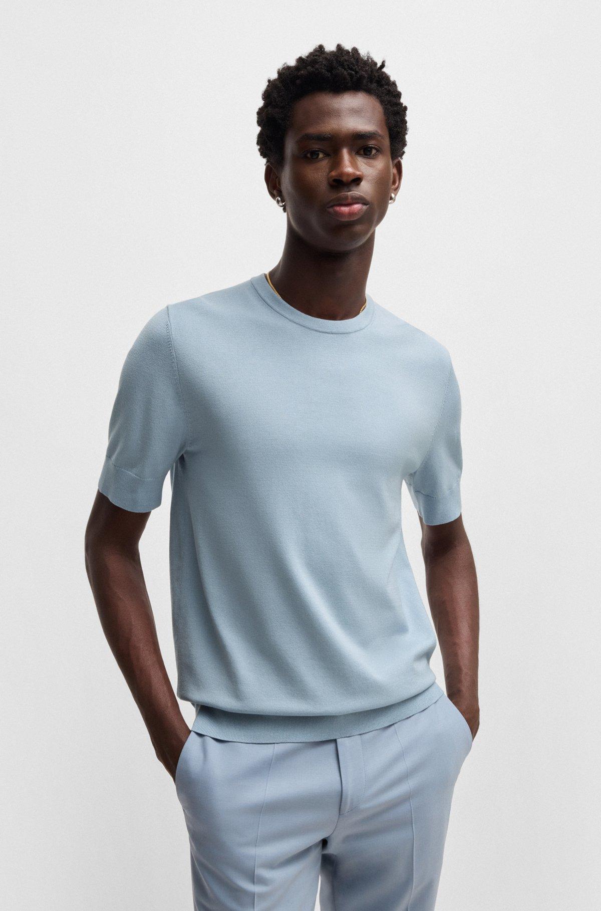 Slim-fit knitted sweater with short sleeves Product Image