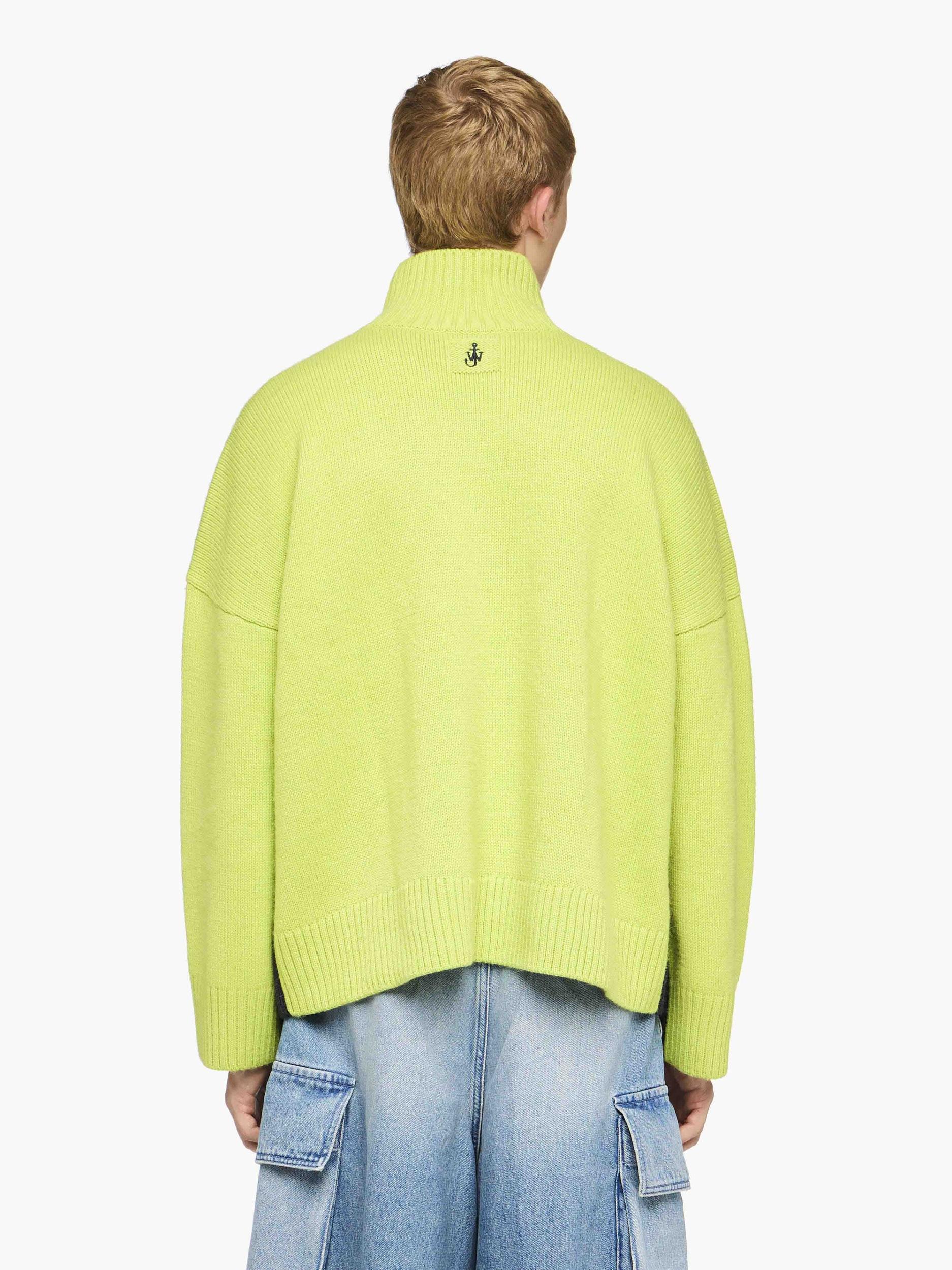 DUAL TONE - PATCH POCKET TURTLENECK SWEATER Product Image
