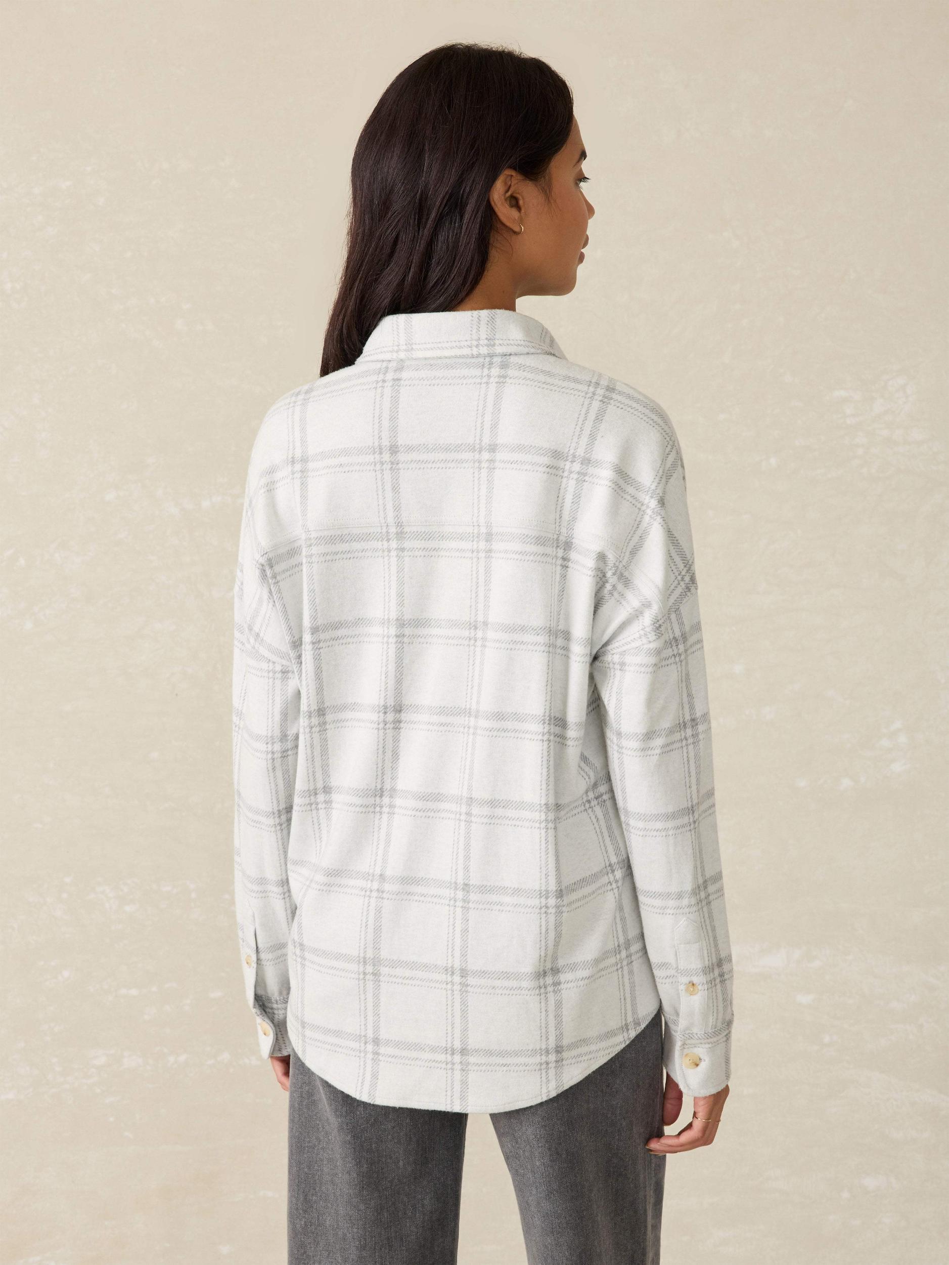 Legend™ Sweater Montana Pullover - First Frost Female Product Image