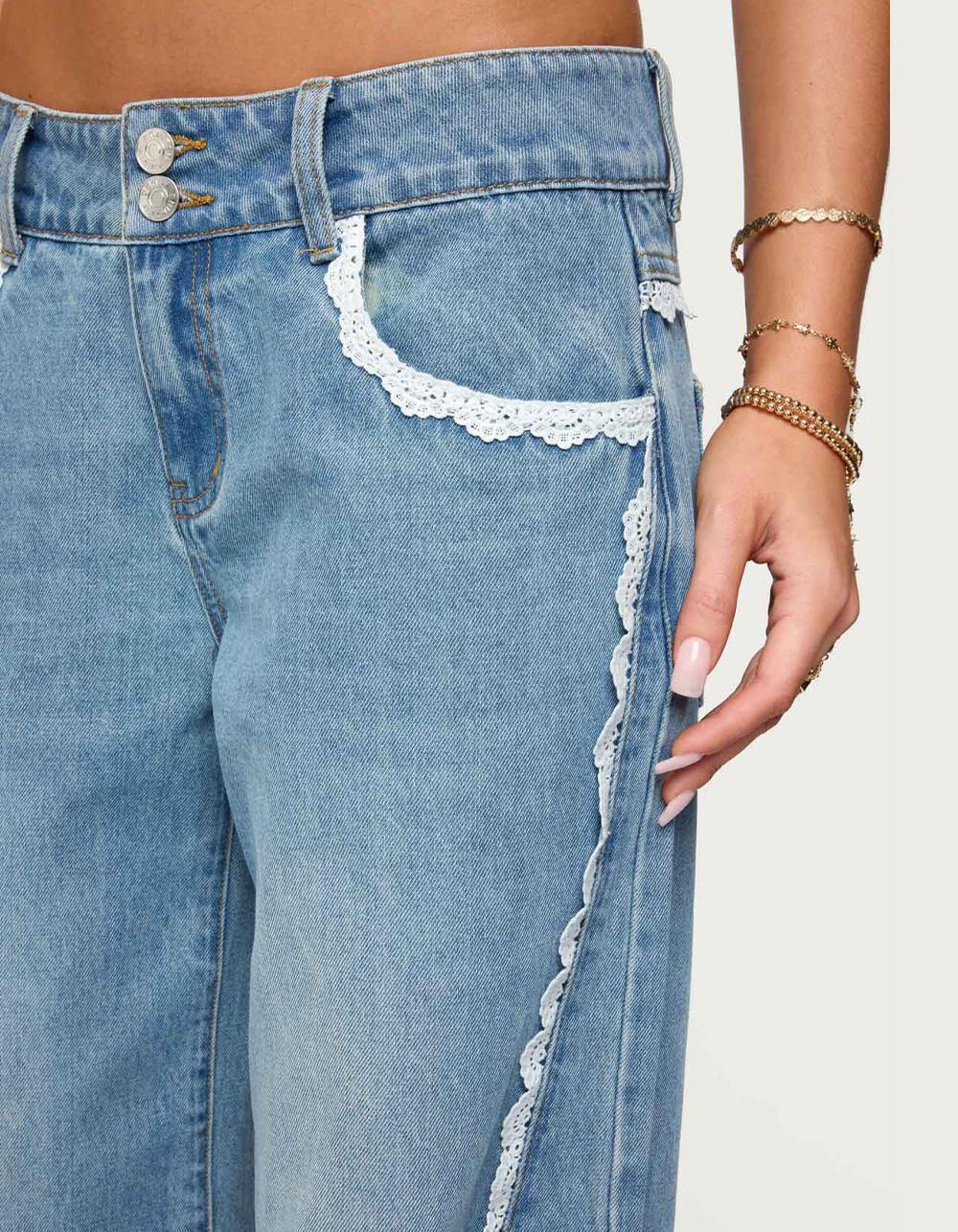 EDIKTED Alisha Lacey Low Rise Jeans - LIGHT BLUE Product Image