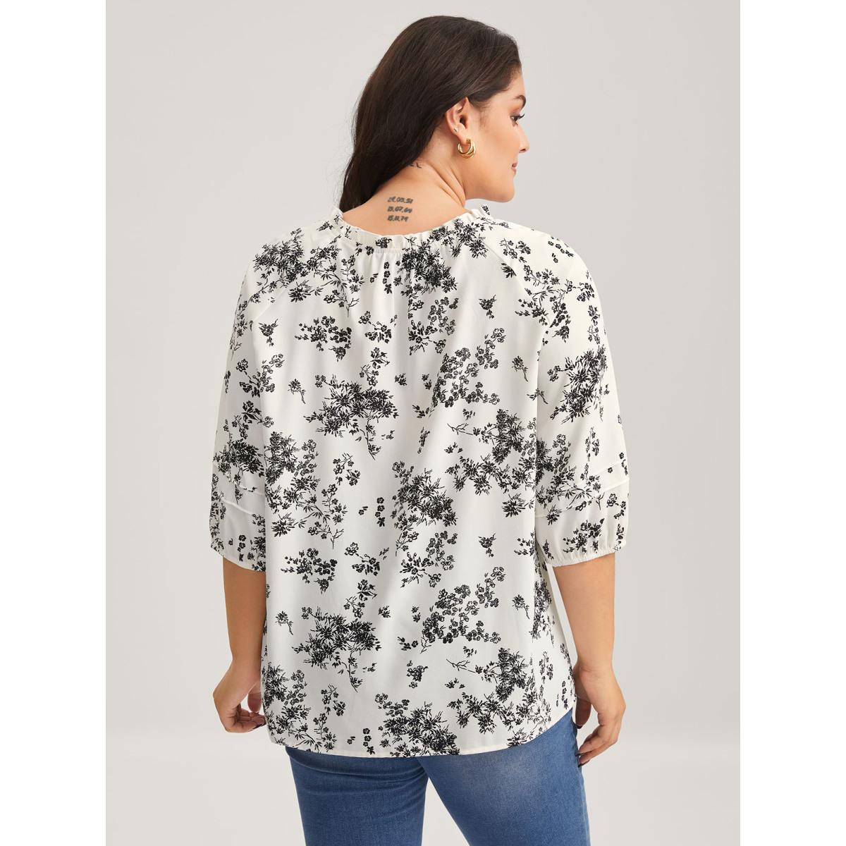 Plus Size Originalwhite Floral Print Plicated Detail Blouse Women Romantic Elbow-length sleeve Notched collar Elegant Blouses BloomChic 26/4X Product Image