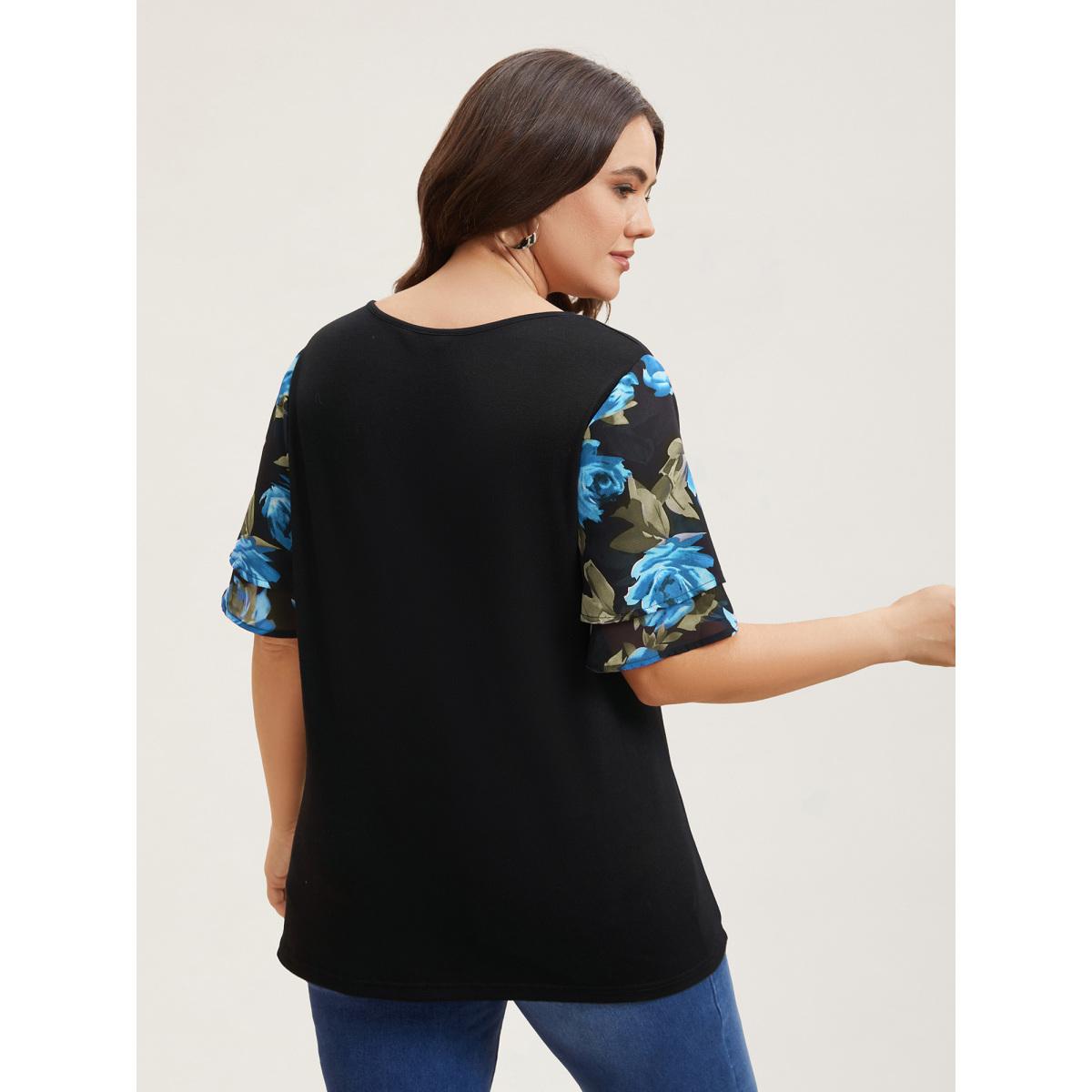 Plus Size Stretchy Floral Lotus Sleeve V-Neck T-Shirt BlackFlower Women Leisure Contrast Round Neck Casual T-shirts BloomChic 30/6X Product Image