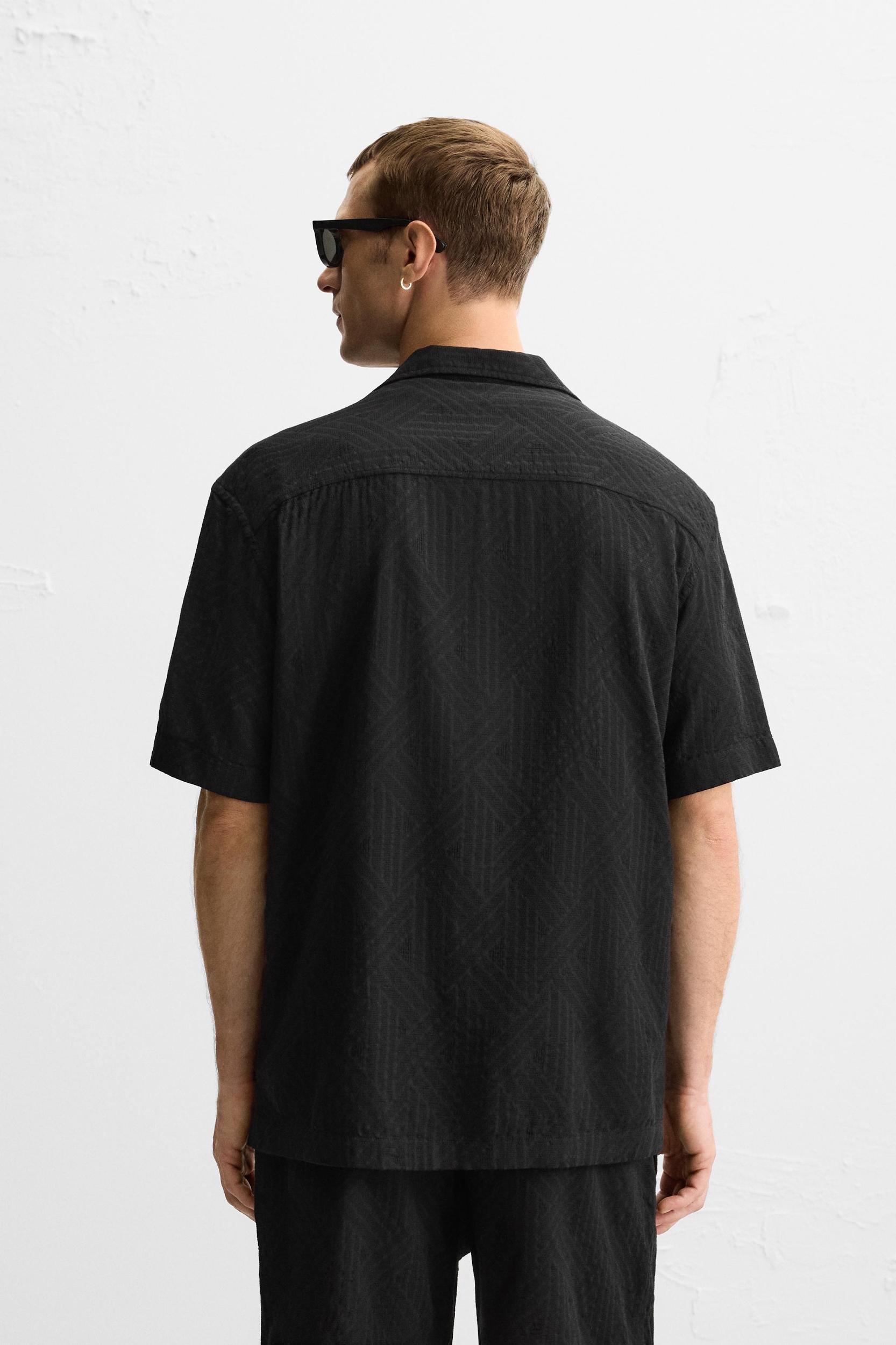 GEOMETRIC JACQUARD SHIRT Product Image