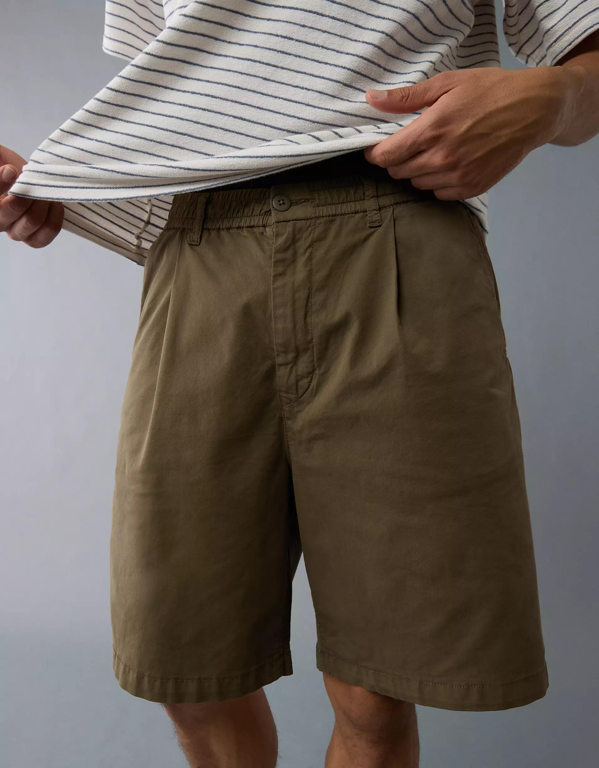 AE Flex Loose Pleated Pull-On Short Product Image