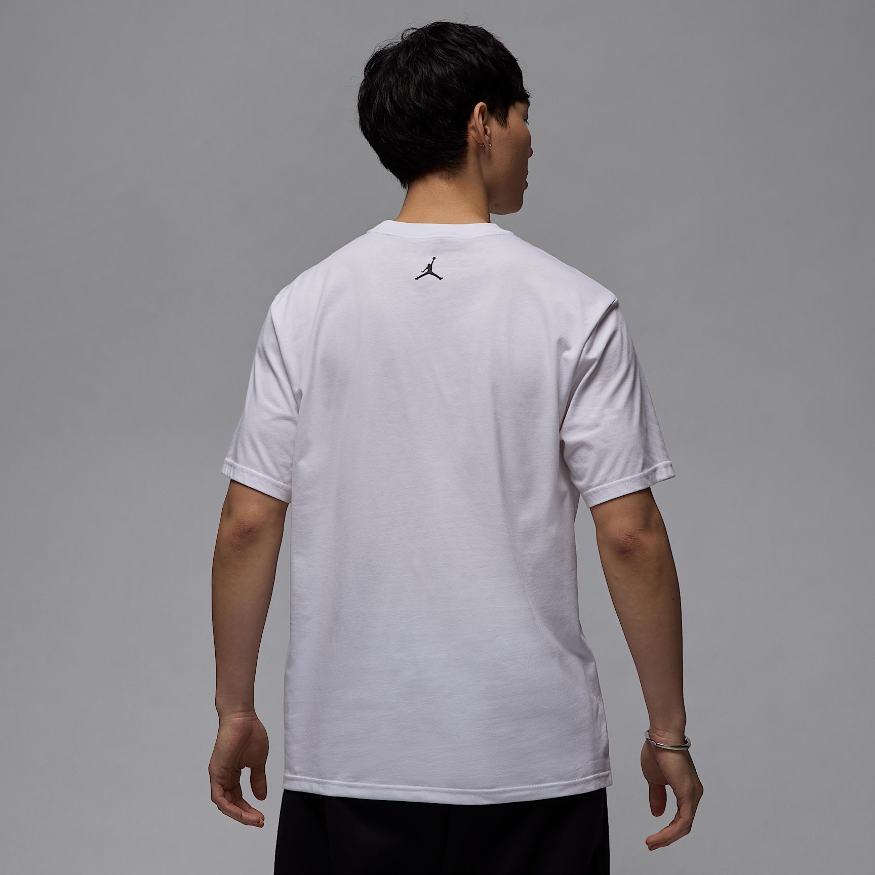 Mens Jordan Sport Dri-FIT Graphic T-Shirt | HQ8966-100 Product Image