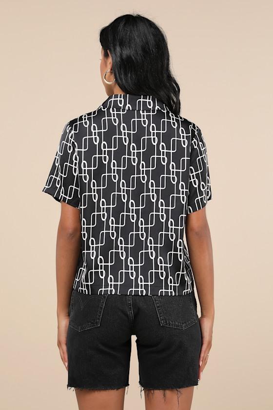 Intricate Aesthetic Black and White Abstract Print Button-Up Top Product Image