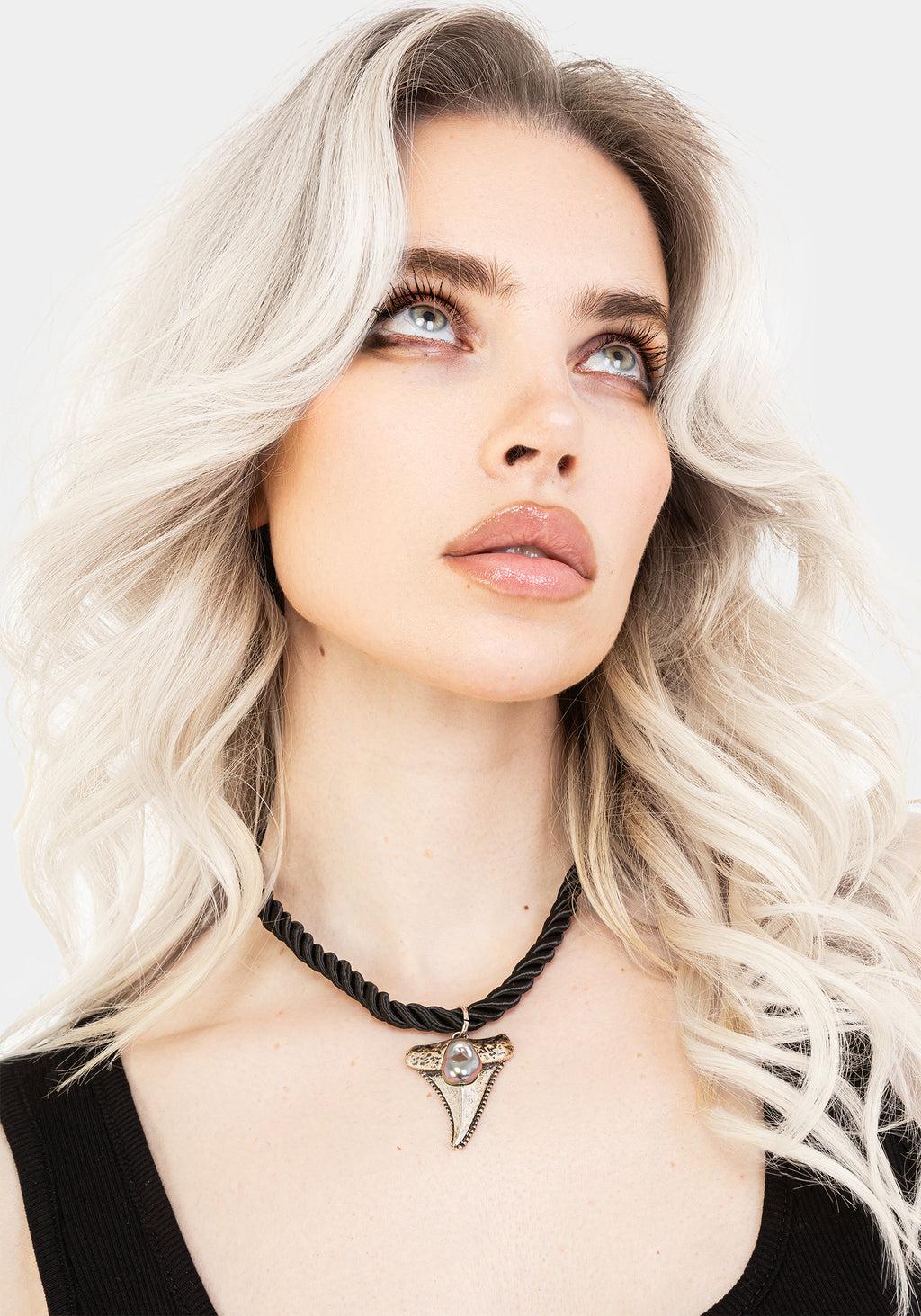 Shark Tooth Rope Necklace Product Image