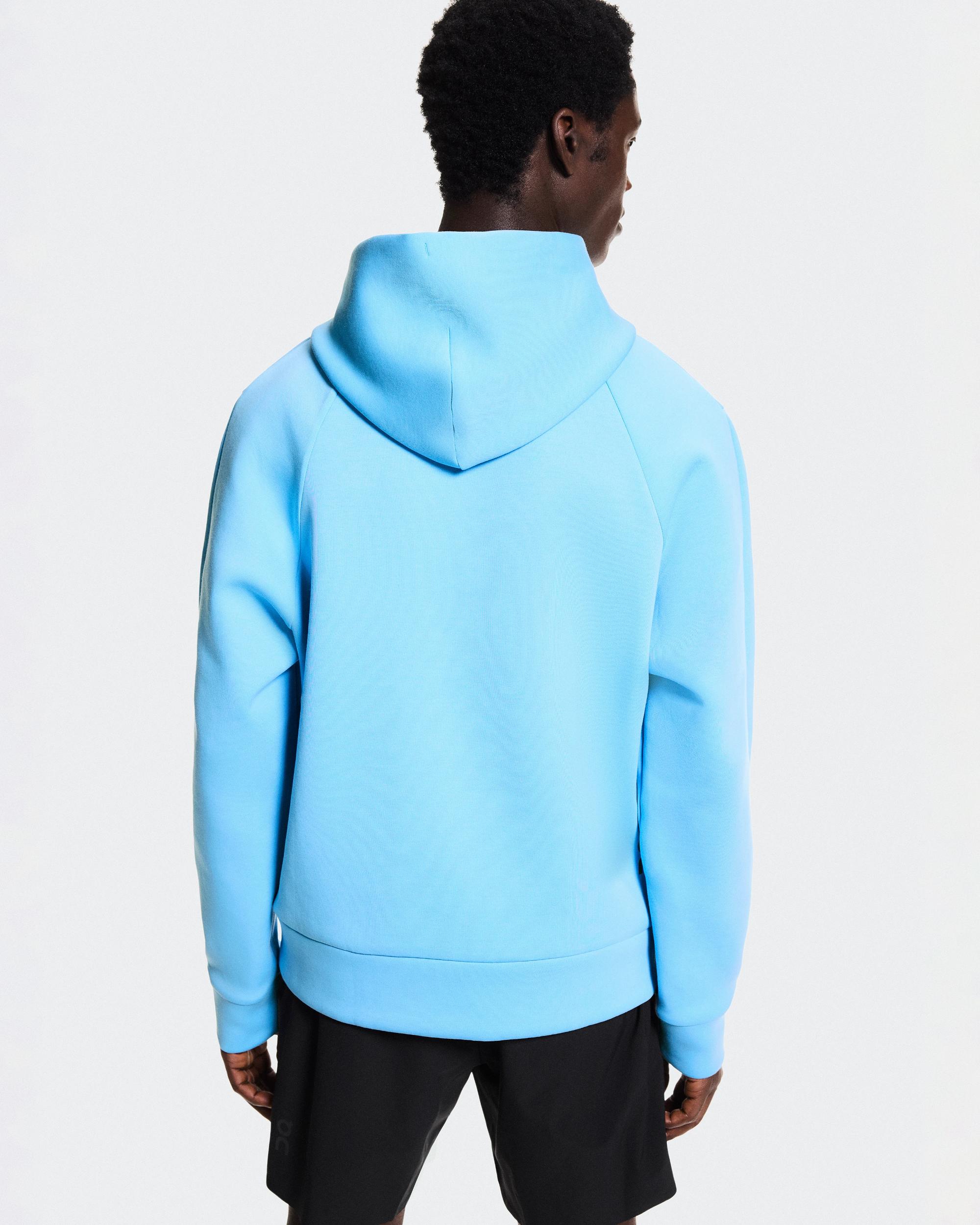 Focus Tech Hoodie: Men's High-Performance Hoodie | On Product Image