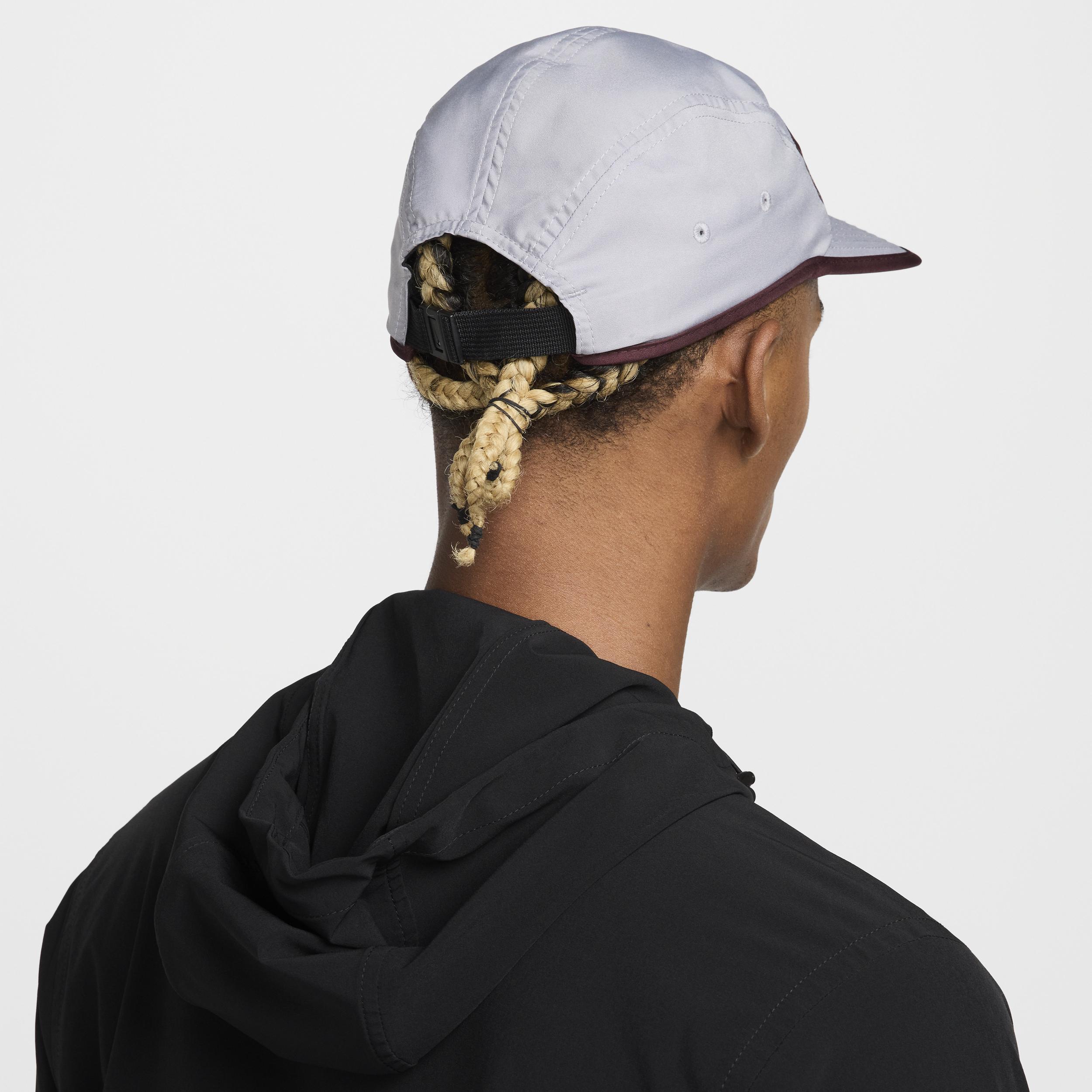 Nike Dri-FIT Fly Unstructured Swoosh Cap Product Image
