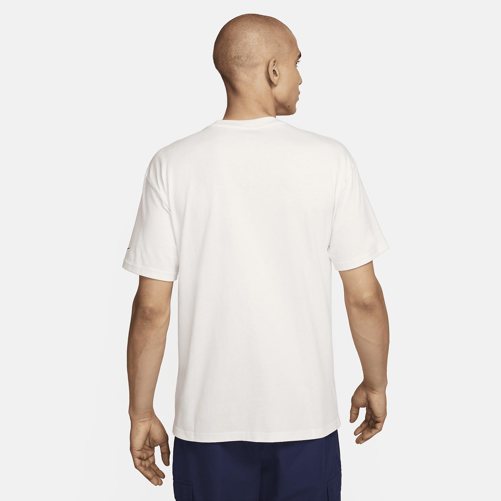 USA Premium Essential Men's Nike T-Shirt Product Image