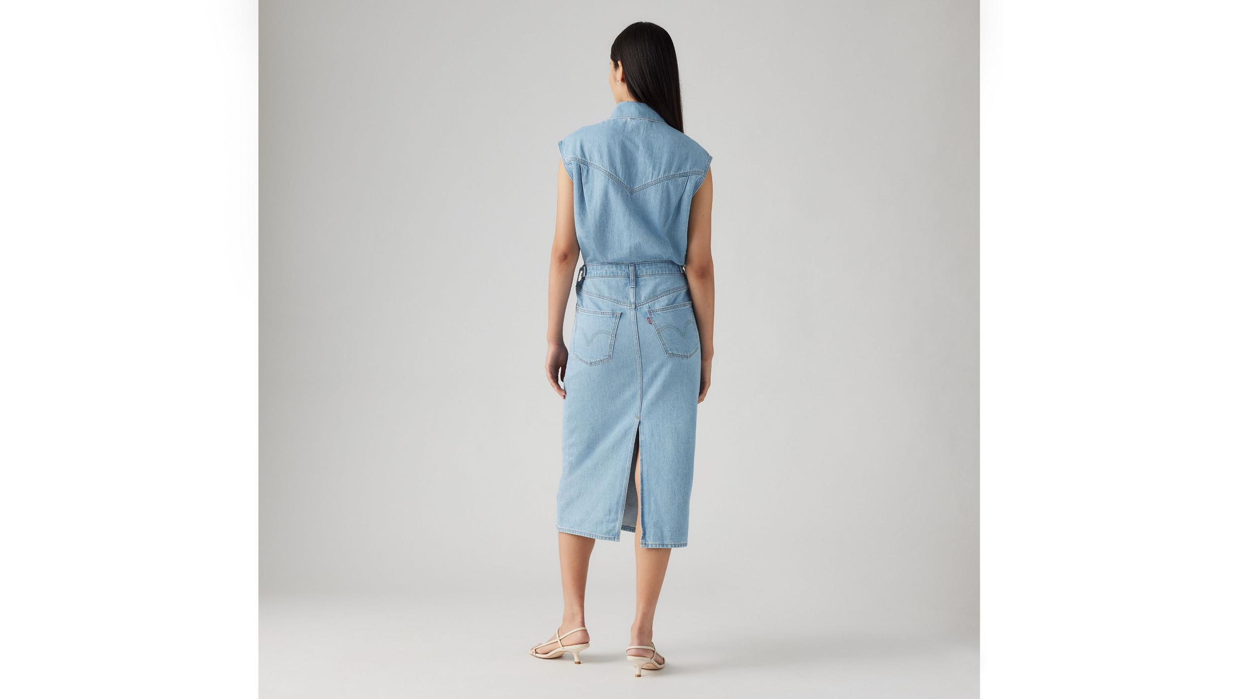 Iconic Sleeveless Dress Product Image