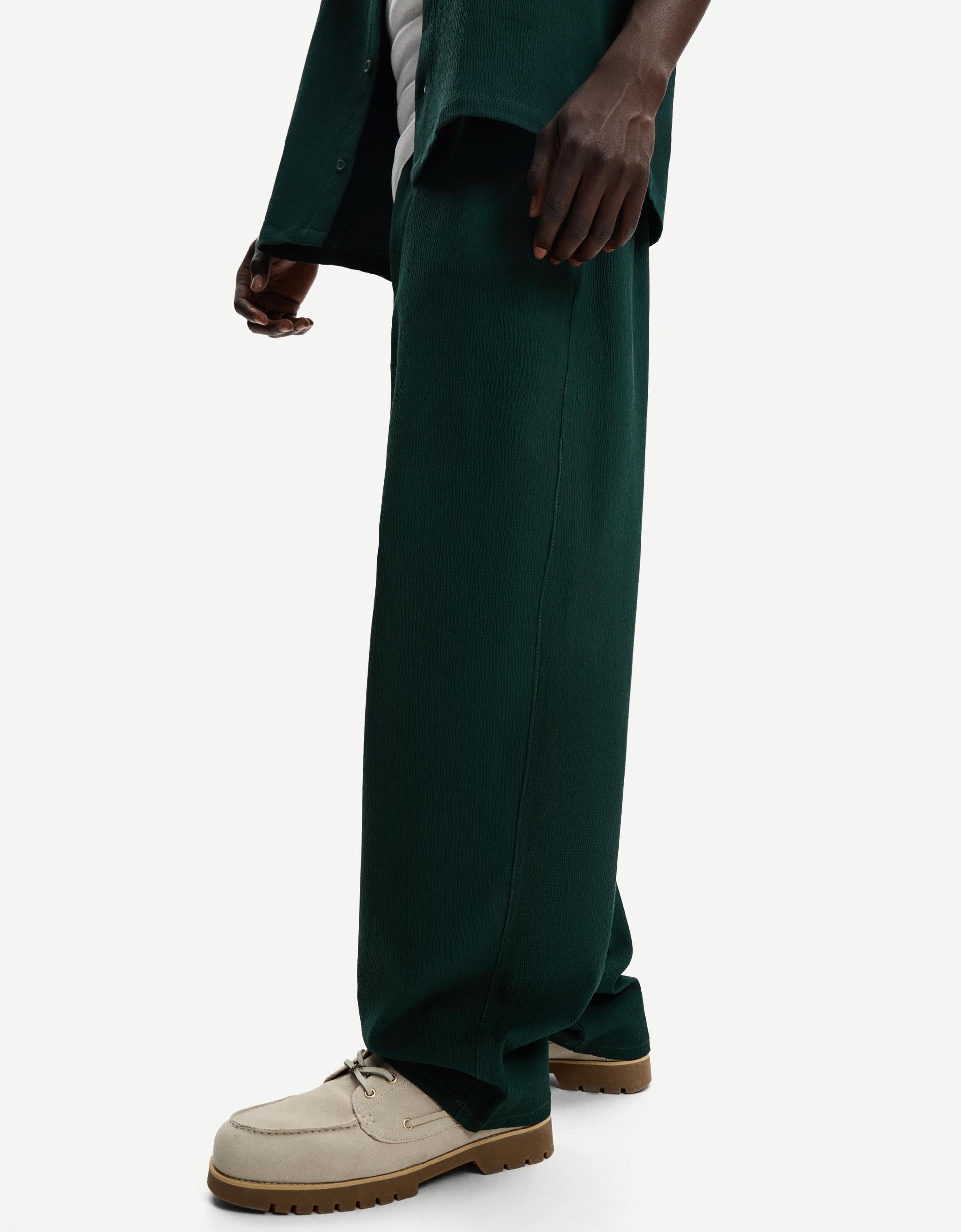 Pleated jogger baggy pants Product Image